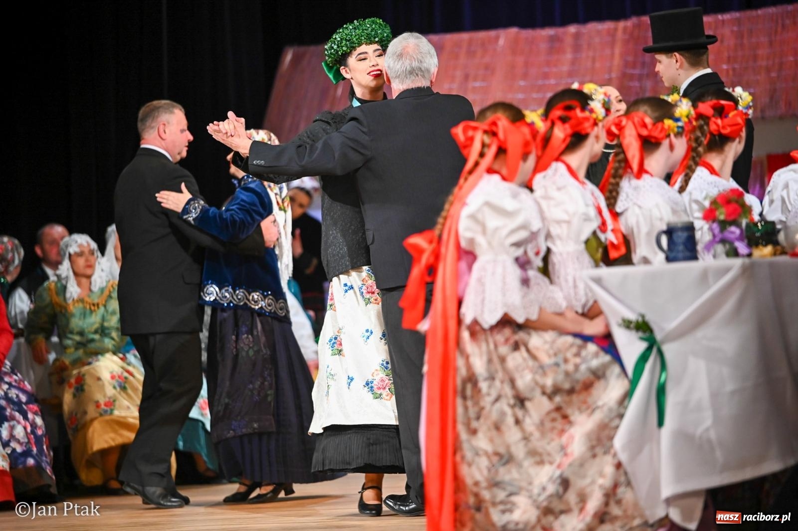 Zdjęcie w galerii na portalu naszraciborz.pl: Wesele Śląskie przyciągnęło tłumy do RCK [FOTO] wiadomości z regionu