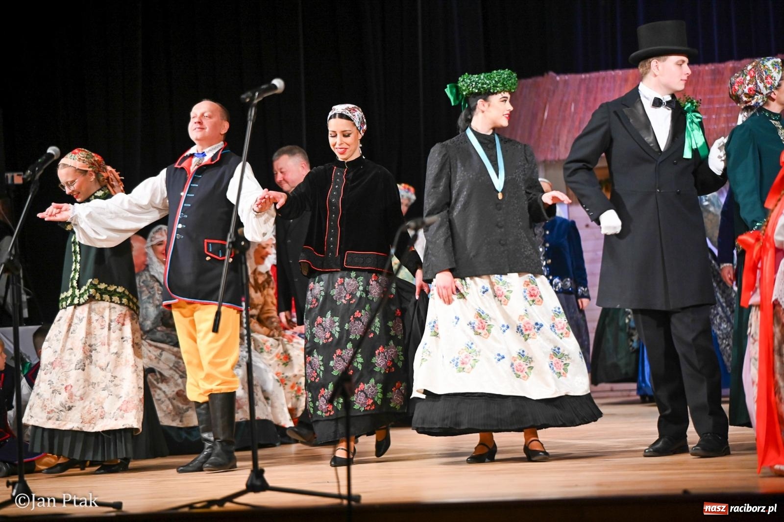 Zdjęcie w galerii na portalu naszraciborz.pl: Wesele Śląskie przyciągnęło tłumy do RCK [FOTO] wiadomości z regionu