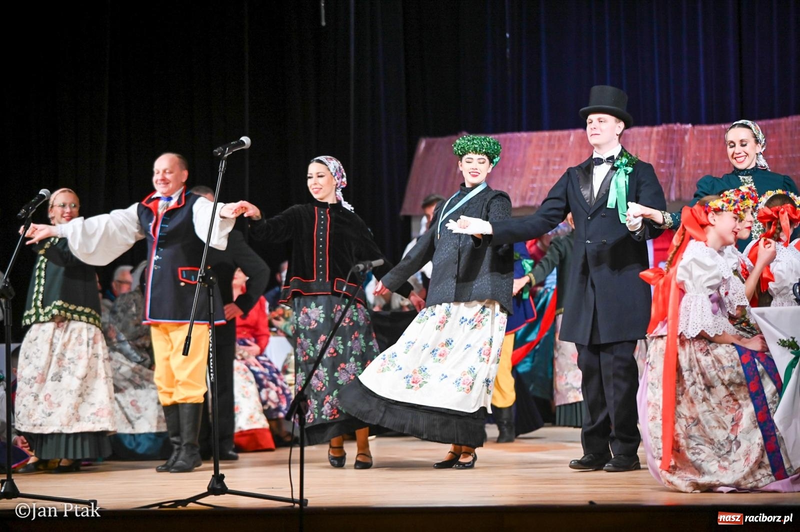 Zdjęcie w galerii na portalu naszraciborz.pl: Wesele Śląskie przyciągnęło tłumy do RCK [FOTO] wiadomości z regionu