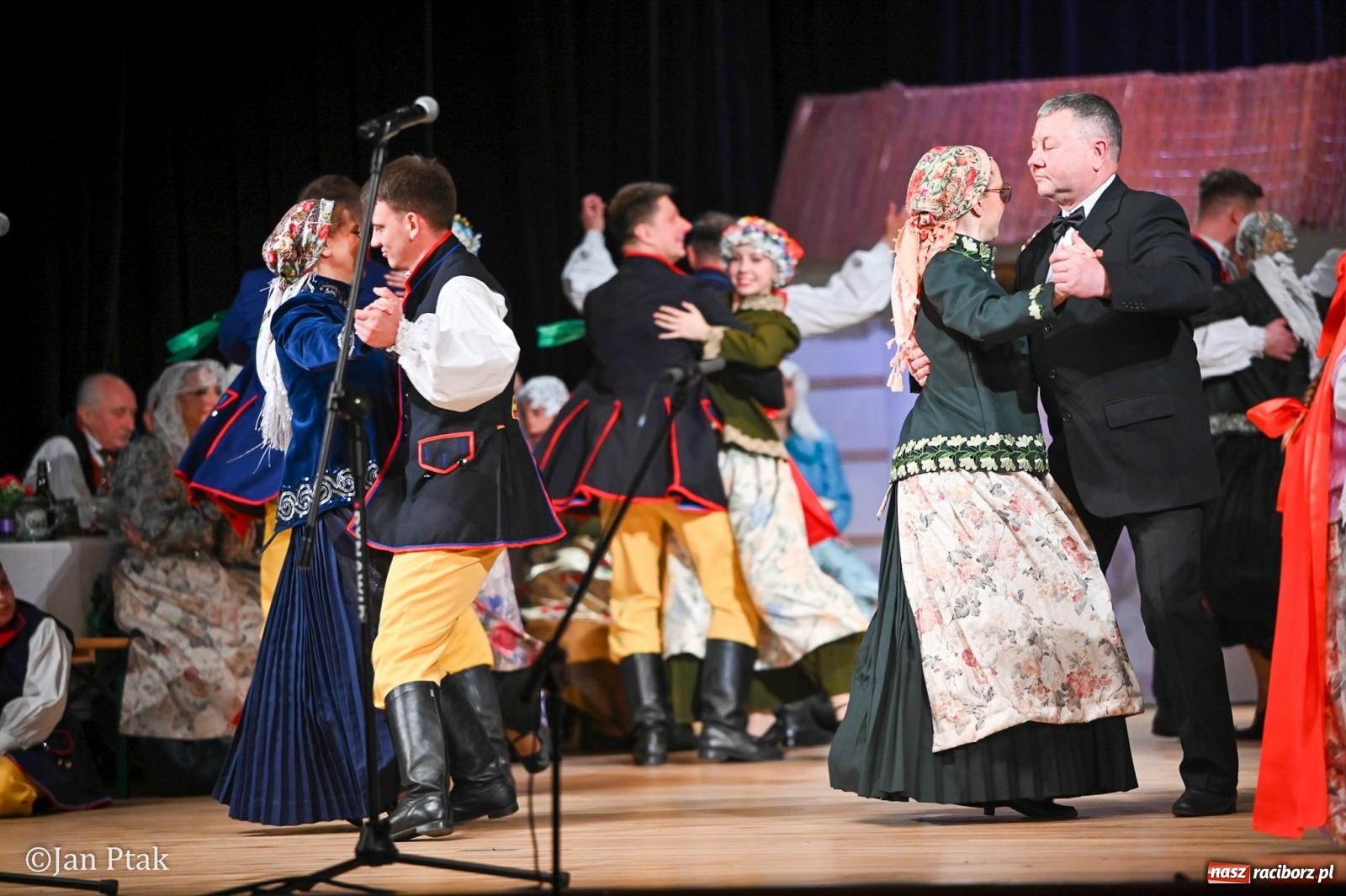 Zdjęcie w galerii na portalu naszraciborz.pl: Wesele Śląskie przyciągnęło tłumy do RCK [FOTO] wiadomości z regionu