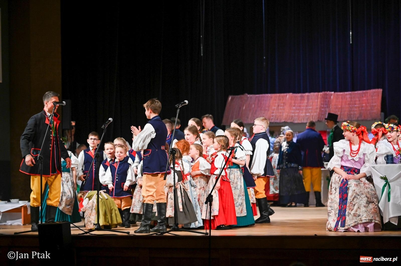 Zdjęcie w galerii na portalu naszraciborz.pl: Wesele Śląskie przyciągnęło tłumy do RCK [FOTO] wiadomości z regionu