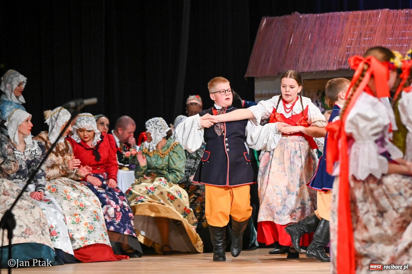 Zdjęcie w galerii na portalu naszraciborz.pl: Wesele Śląskie przyciągnęło tłumy do RCK [FOTO] wiadomości z regionu