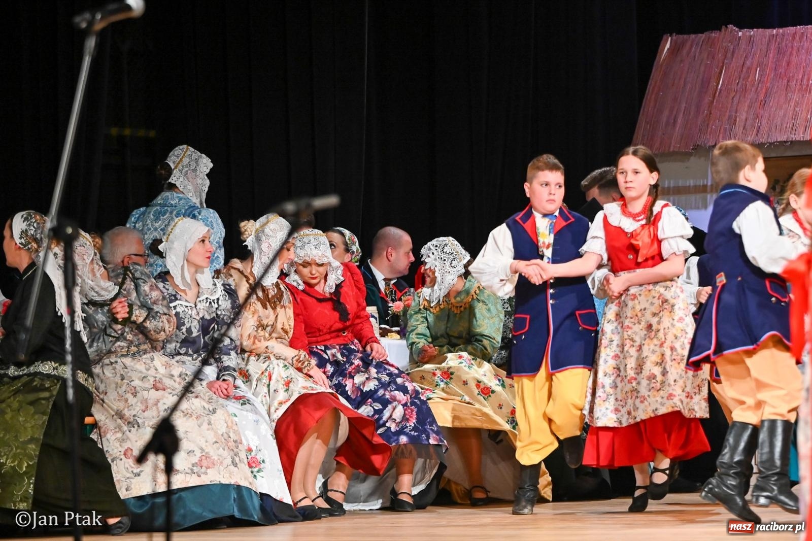 Zdjęcie w galerii na portalu naszraciborz.pl: Wesele Śląskie przyciągnęło tłumy do RCK [FOTO] wiadomości z regionu