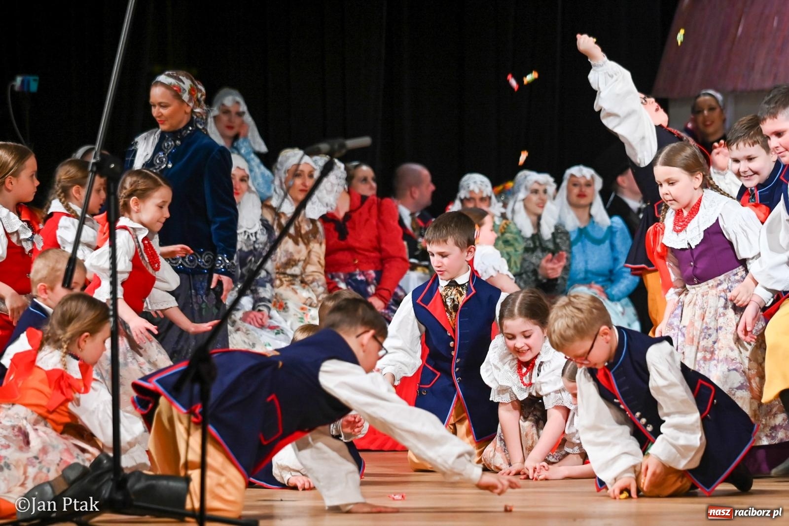 Zdjęcie w galerii na portalu naszraciborz.pl: Wesele Śląskie przyciągnęło tłumy do RCK [FOTO] wiadomości z regionu