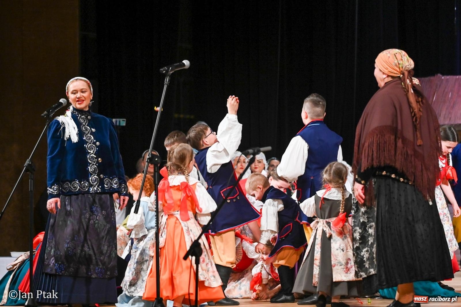 Zdjęcie w galerii na portalu naszraciborz.pl: Wesele Śląskie przyciągnęło tłumy do RCK [FOTO] wiadomości z regionu