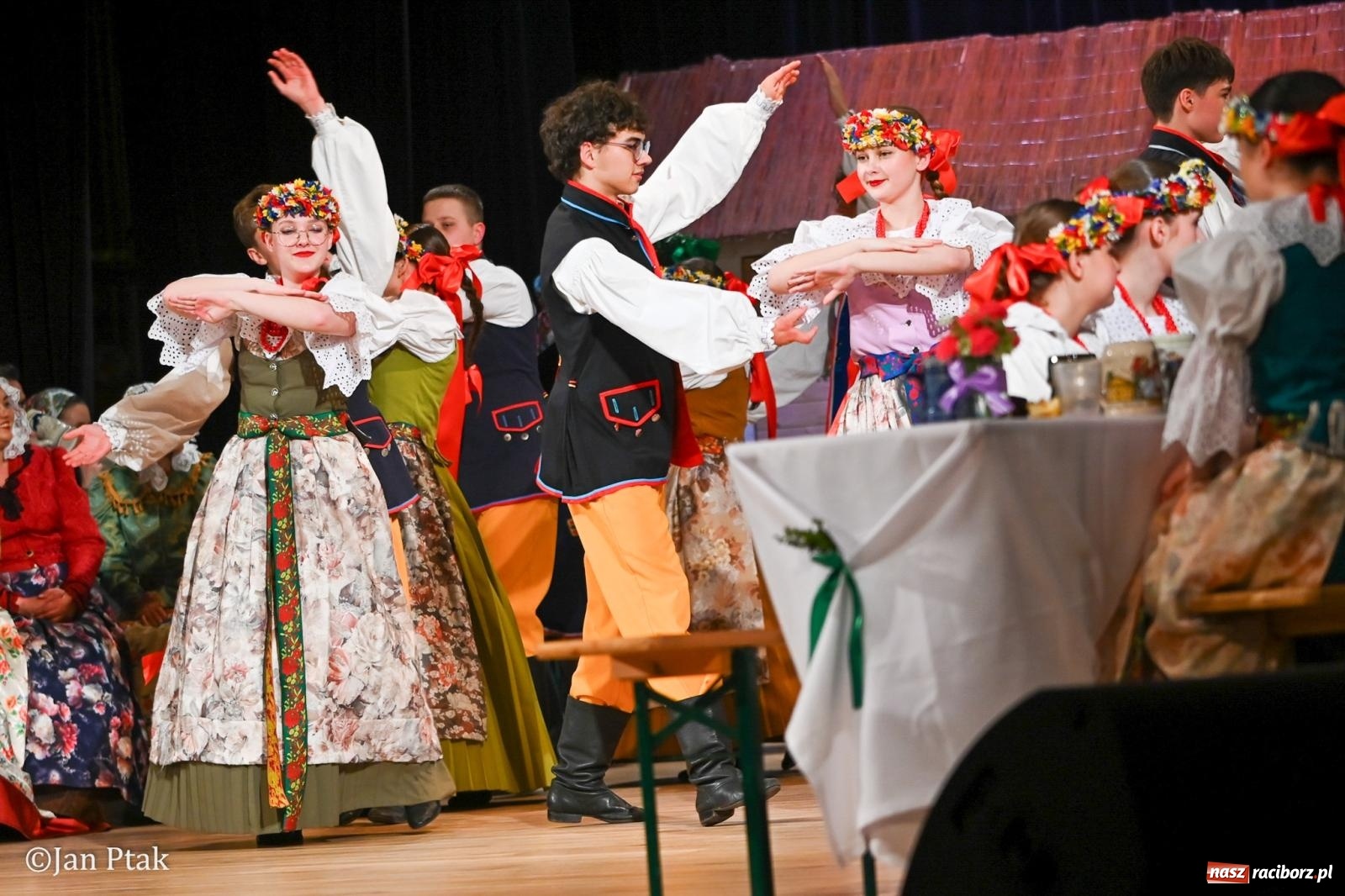 Zdjęcie w galerii na portalu naszraciborz.pl: Wesele Śląskie przyciągnęło tłumy do RCK [FOTO] wiadomości z regionu