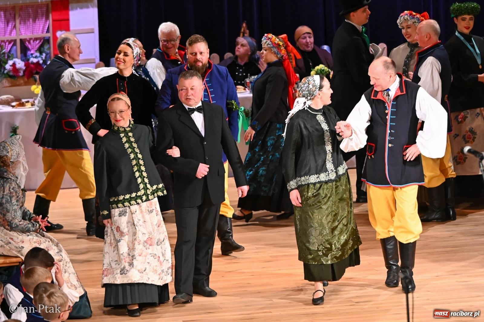 Zdjęcie w galerii na portalu naszraciborz.pl: Wesele Śląskie przyciągnęło tłumy do RCK [FOTO] wiadomości z regionu
