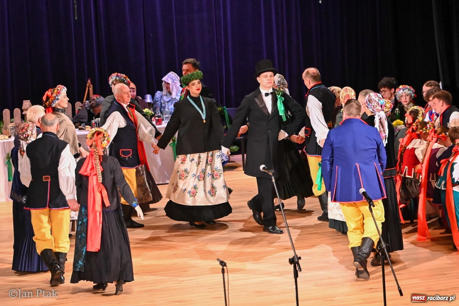 Zdjęcie w galerii na portalu naszraciborz.pl: Wesele Śląskie przyciągnęło tłumy do RCK [FOTO] wiadomości z regionu