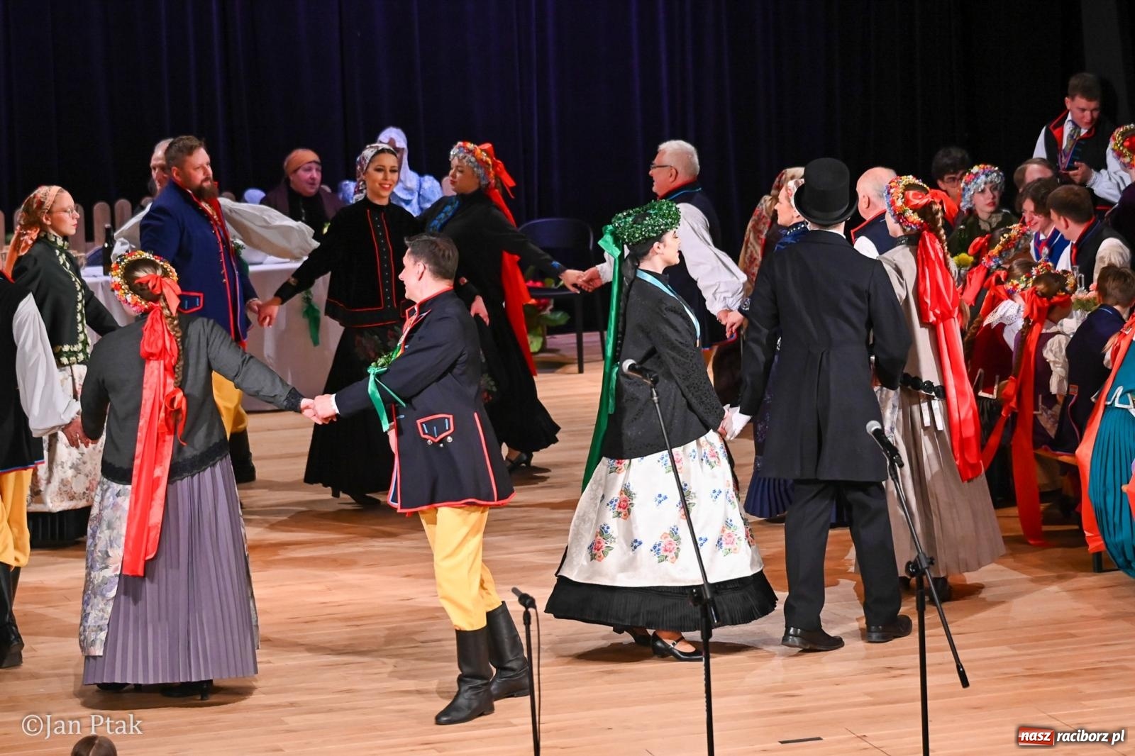 Zdjęcie w galerii na portalu naszraciborz.pl: Wesele Śląskie przyciągnęło tłumy do RCK [FOTO] wiadomości z regionu