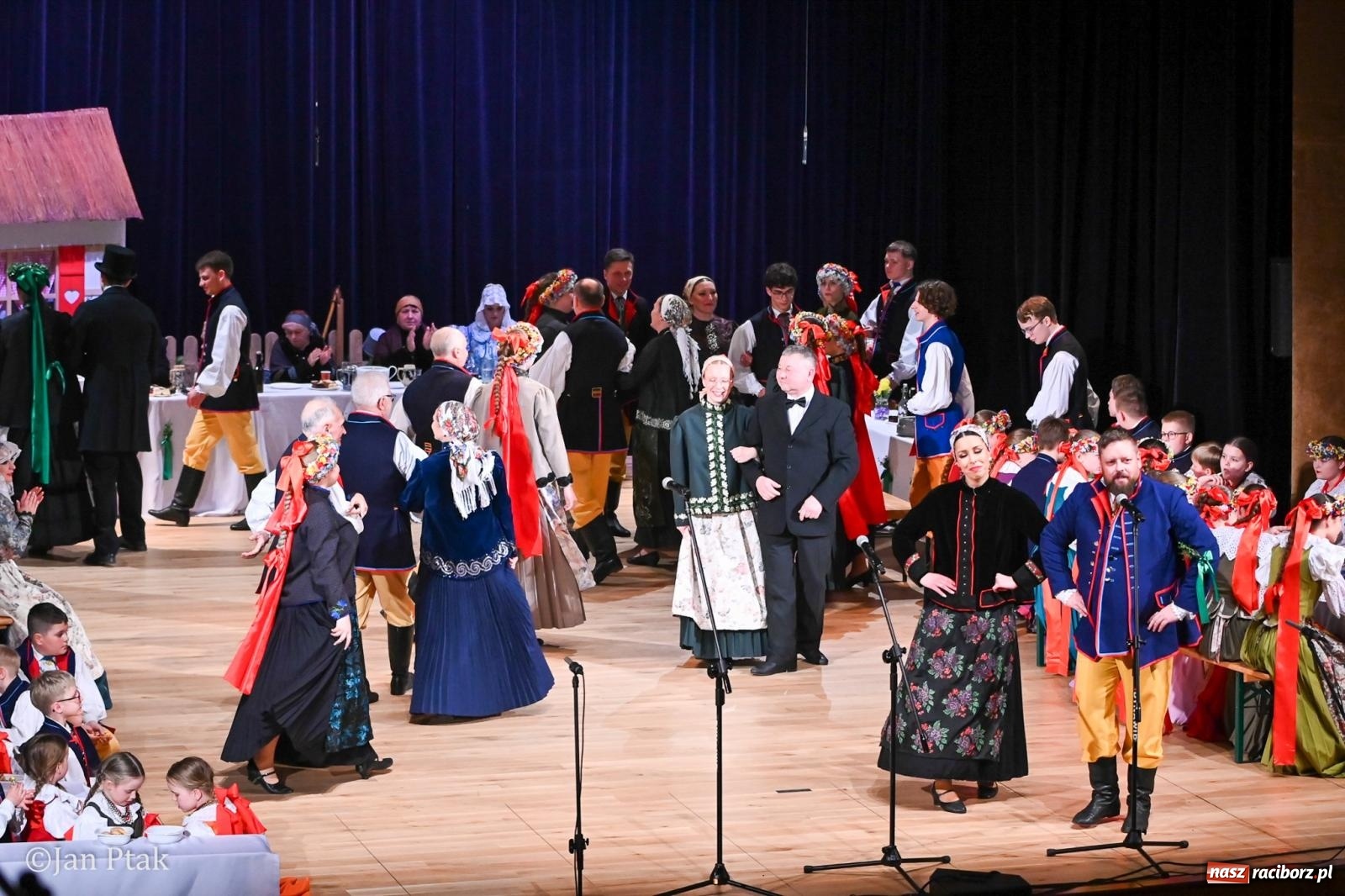 Zdjęcie w galerii na portalu naszraciborz.pl: Wesele Śląskie przyciągnęło tłumy do RCK [FOTO] wiadomości z regionu