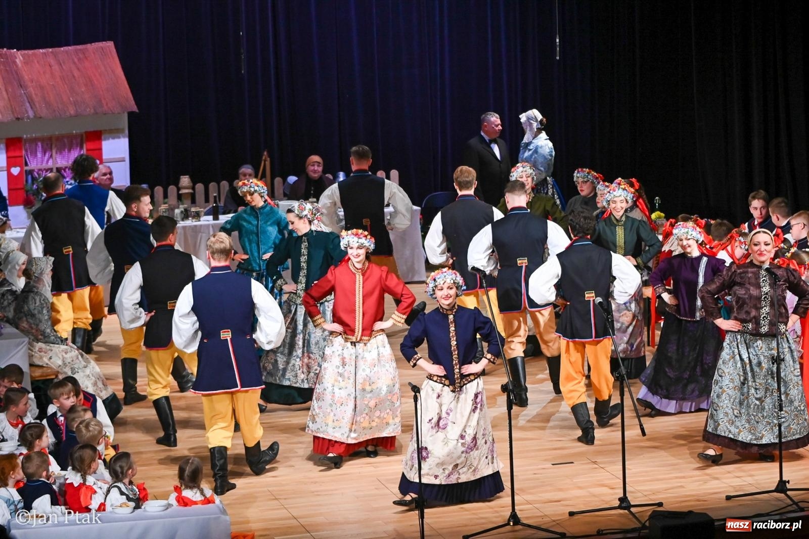 Zdjęcie w galerii na portalu naszraciborz.pl: Wesele Śląskie przyciągnęło tłumy do RCK [FOTO] wiadomości z regionu