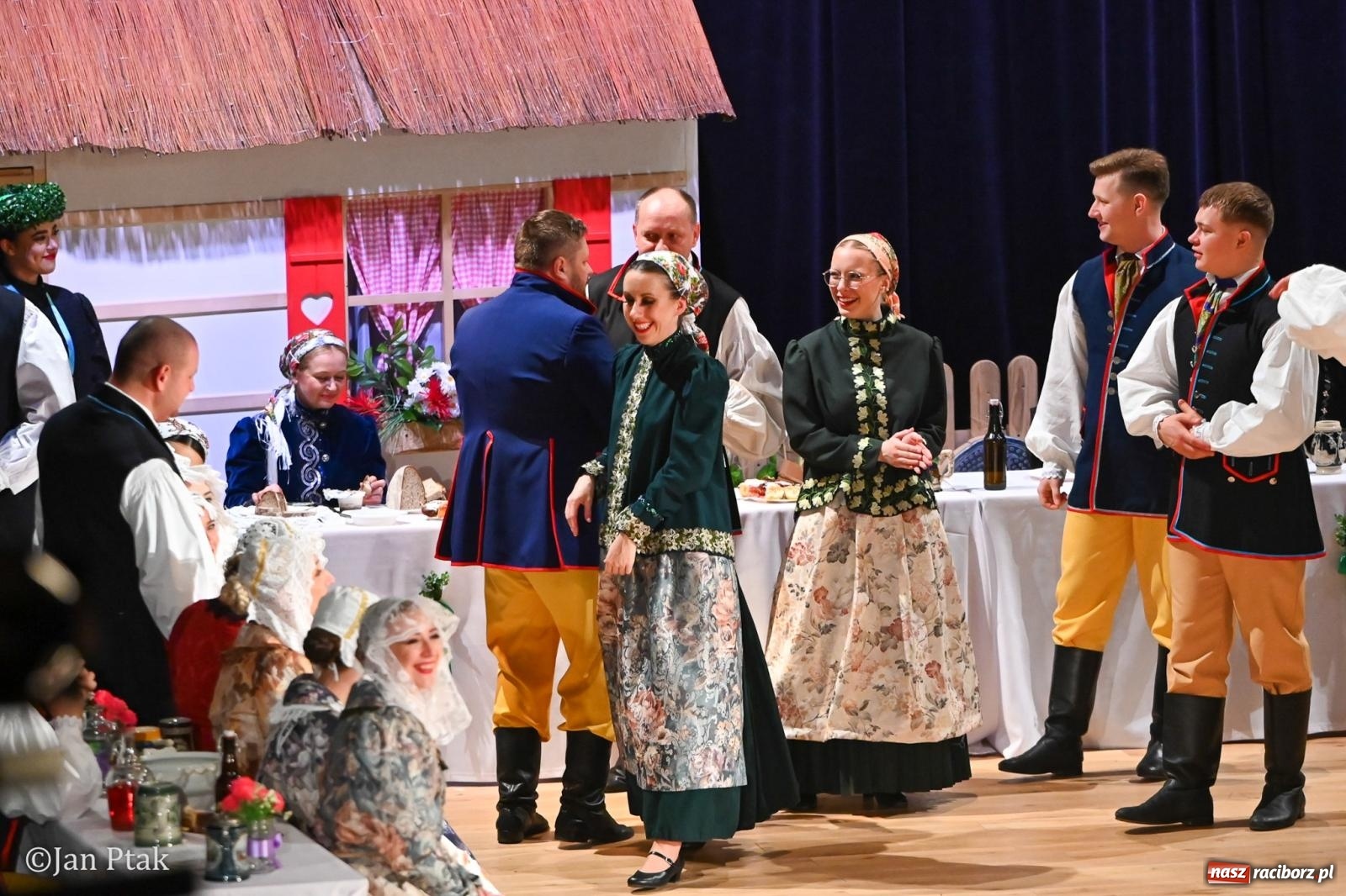 Zdjęcie w galerii na portalu naszraciborz.pl: Wesele Śląskie przyciągnęło tłumy do RCK [FOTO] wiadomości z regionu