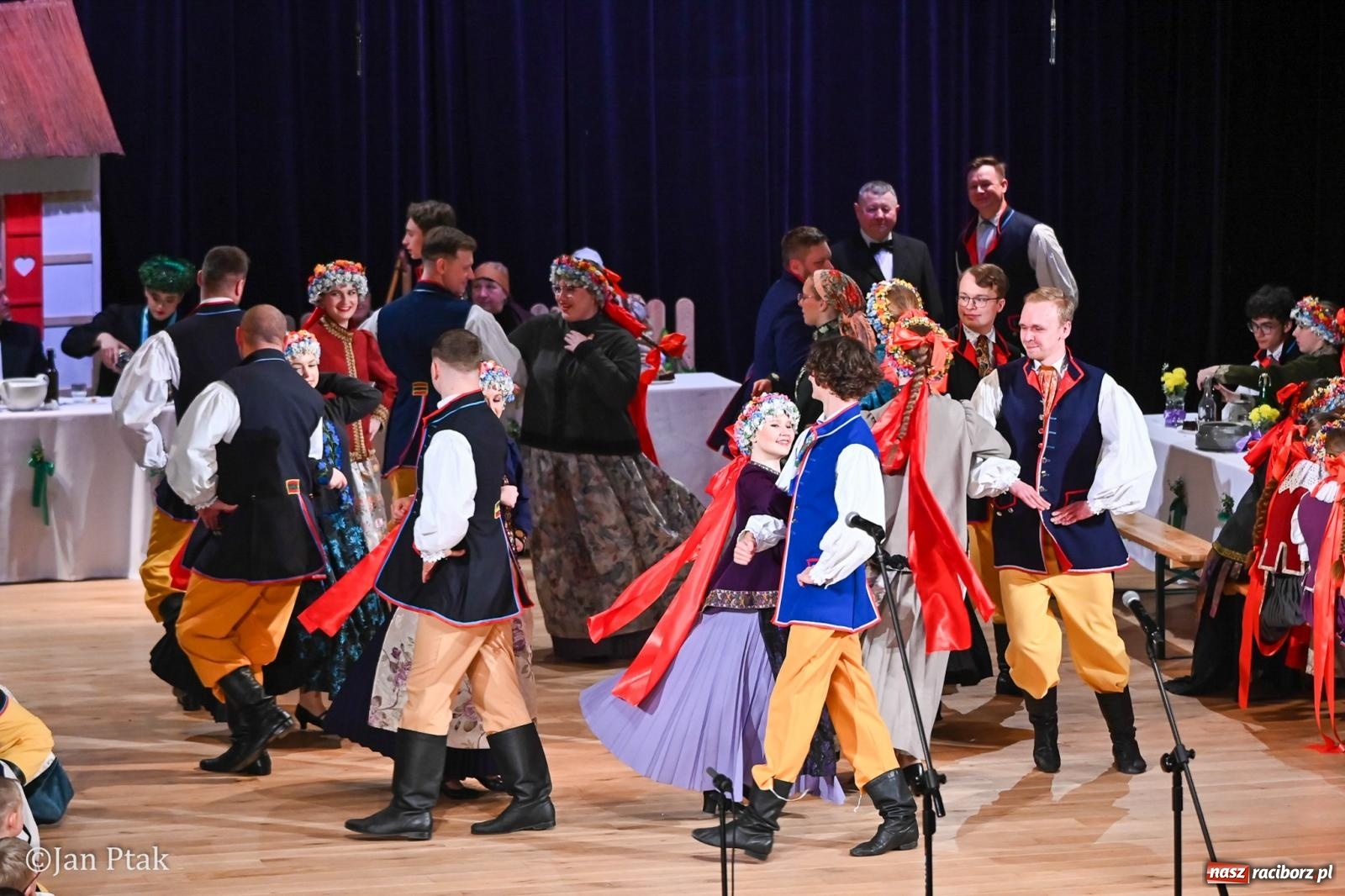 Zdjęcie w galerii na portalu naszraciborz.pl: Wesele Śląskie przyciągnęło tłumy do RCK [FOTO] wiadomości z regionu