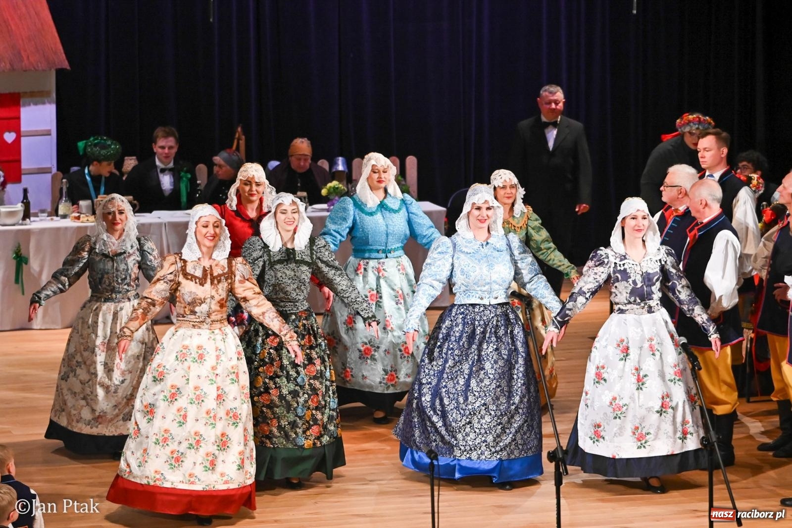Zdjęcie w galerii na portalu naszraciborz.pl: Wesele Śląskie przyciągnęło tłumy do RCK [FOTO] wiadomości z regionu