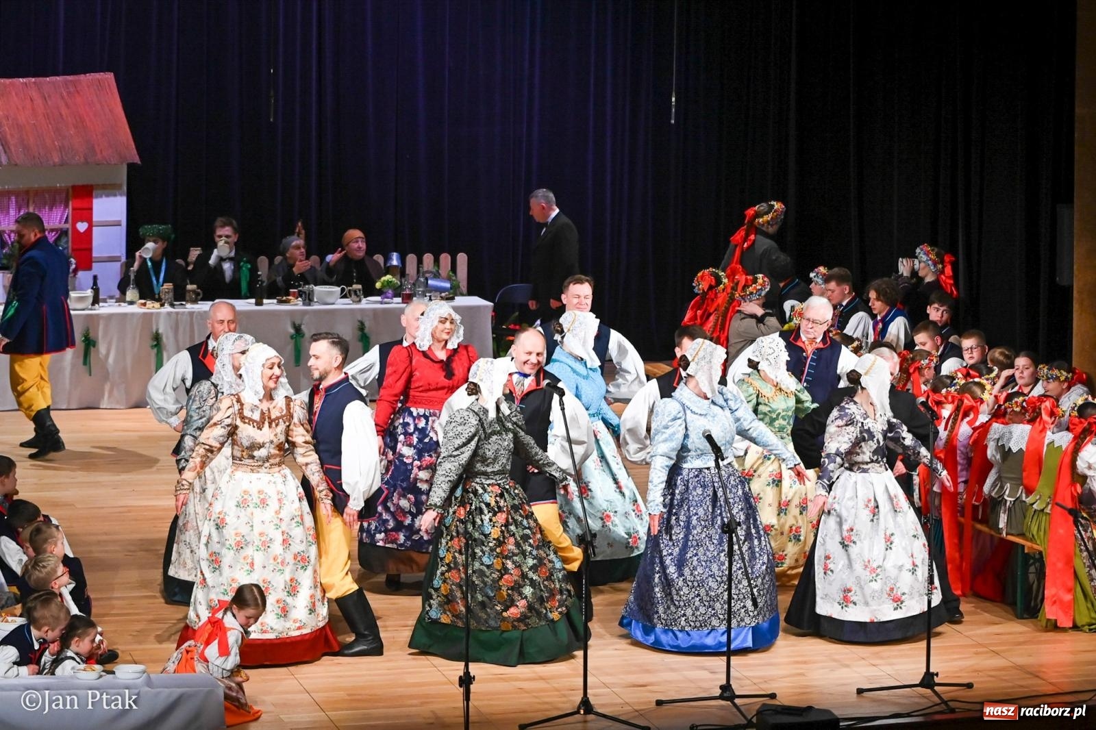 Zdjęcie w galerii na portalu naszraciborz.pl: Wesele Śląskie przyciągnęło tłumy do RCK [FOTO] wiadomości z regionu