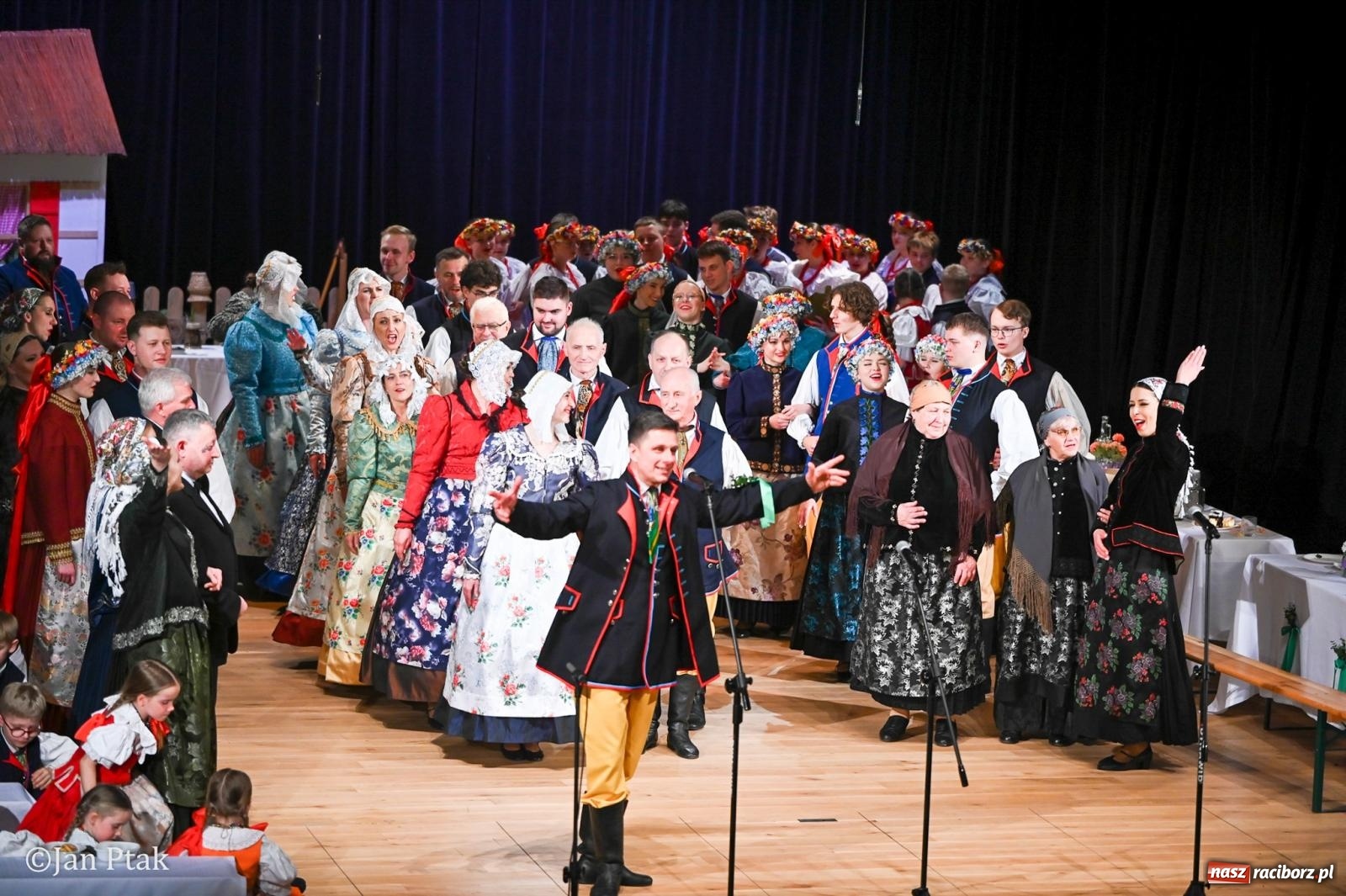 Zdjęcie w galerii na portalu naszraciborz.pl: Wesele Śląskie przyciągnęło tłumy do RCK [FOTO] wiadomości z regionu