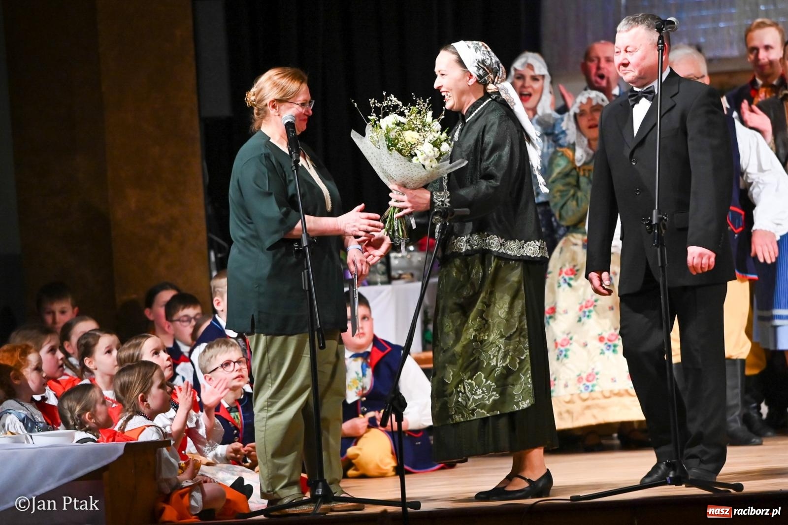 Zdjęcie w galerii na portalu naszraciborz.pl: Wesele Śląskie przyciągnęło tłumy do RCK [FOTO] wiadomości z regionu