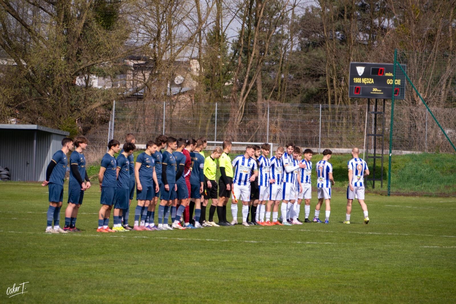 Zdjęcie w galerii na portalu naszraciborz.pl: Od nadziei do rozczarowania. Nędza przegrywa z Górnikiem Radlin [FOTO] wiadomości z regionu