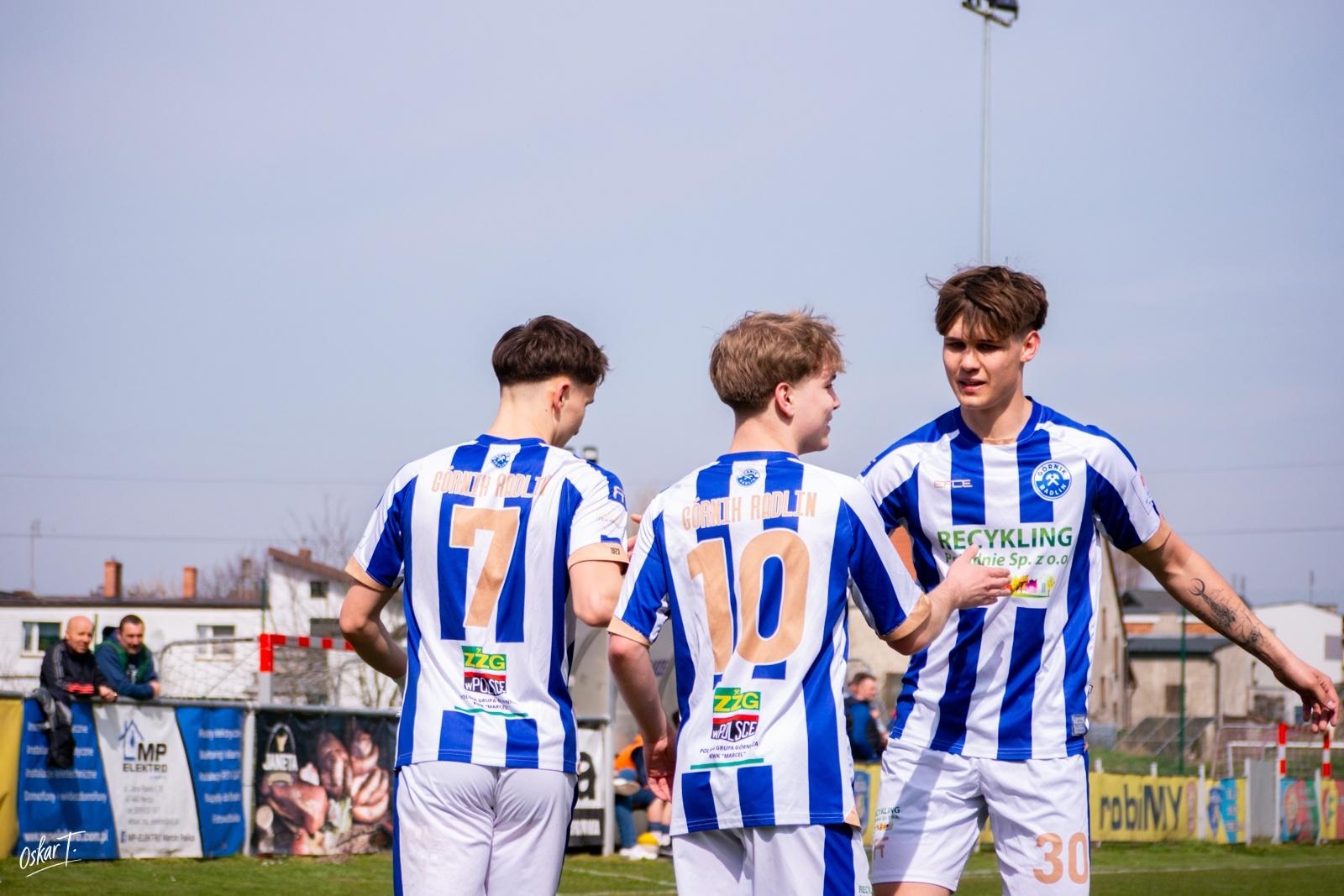 Zdjęcie w galerii na portalu naszraciborz.pl: Od nadziei do rozczarowania. Nędza przegrywa z Górnikiem Radlin [FOTO] wiadomości z regionu