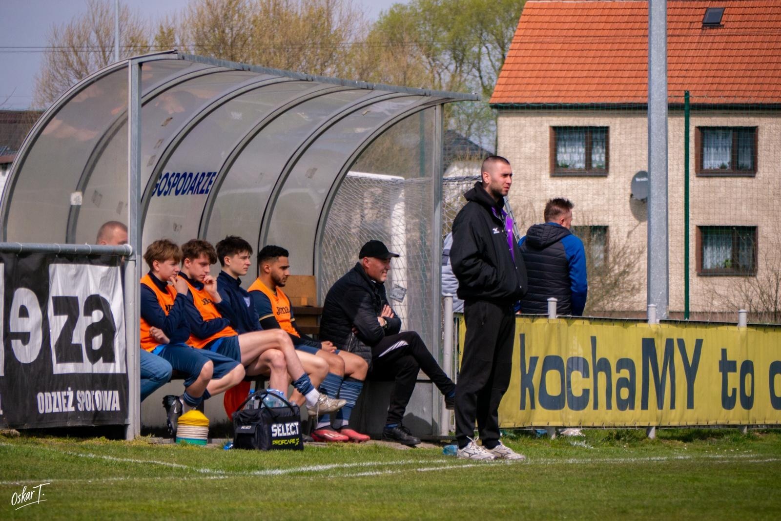 Zdjęcie w galerii na portalu naszraciborz.pl: Od nadziei do rozczarowania. Nędza przegrywa z Górnikiem Radlin [FOTO] wiadomości z regionu