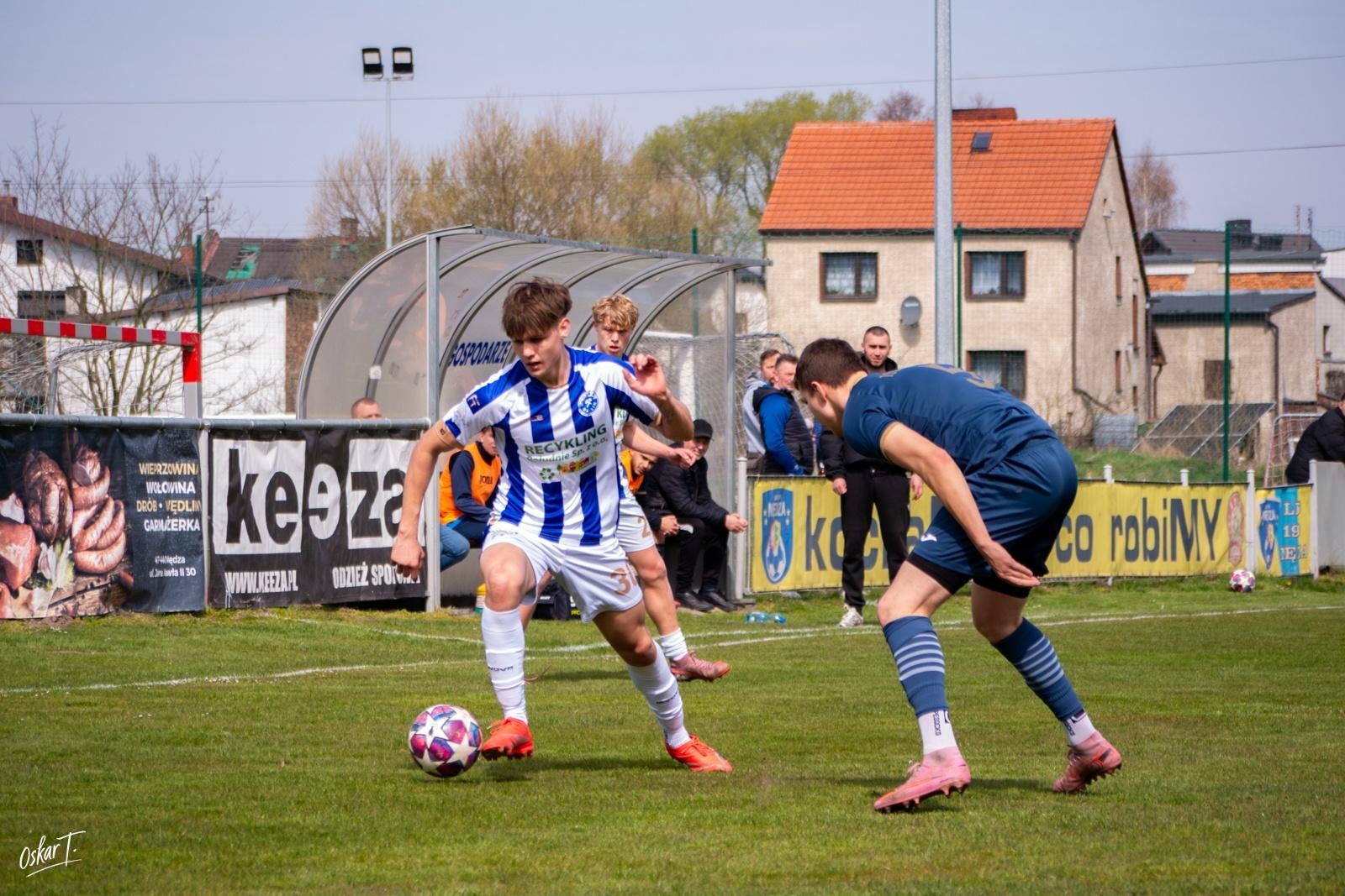 Zdjęcie w galerii na portalu naszraciborz.pl: Od nadziei do rozczarowania. Nędza przegrywa z Górnikiem Radlin [FOTO] wiadomości z regionu