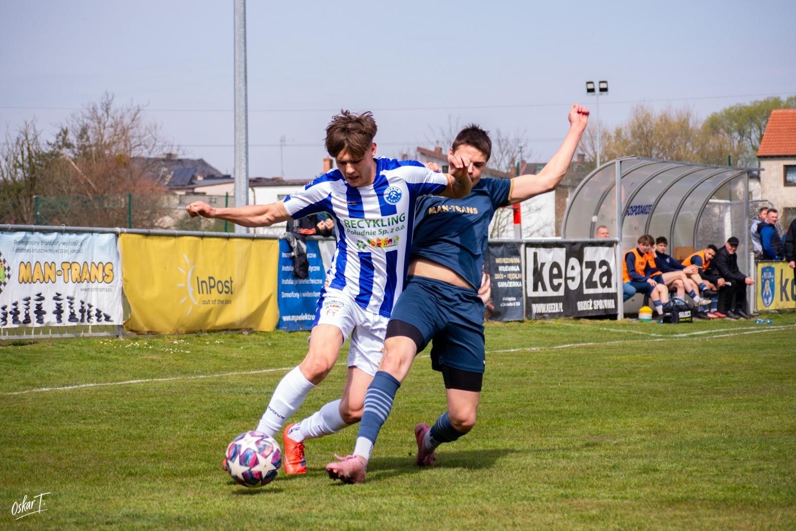 Zdjęcie w galerii na portalu naszraciborz.pl: Od nadziei do rozczarowania. Nędza przegrywa z Górnikiem Radlin [FOTO] wiadomości z regionu