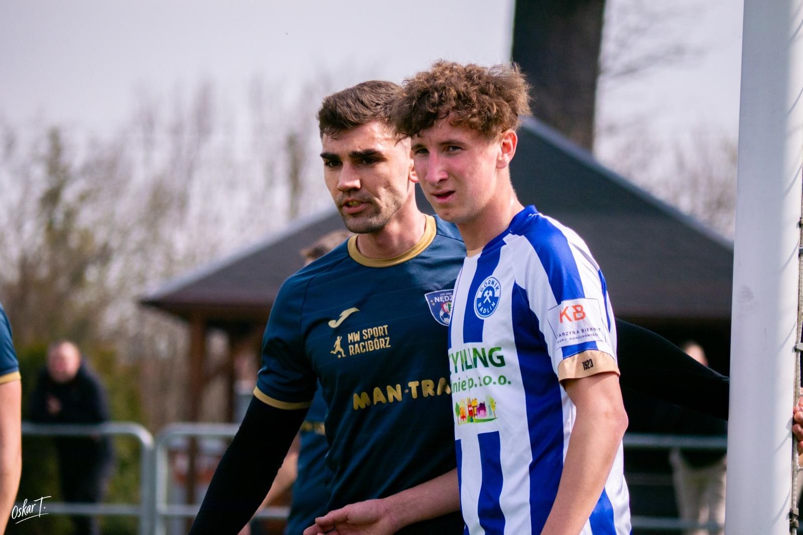 Zdjęcie w galerii na portalu naszraciborz.pl: Od nadziei do rozczarowania. Nędza przegrywa z Górnikiem Radlin [FOTO] wiadomości z regionu