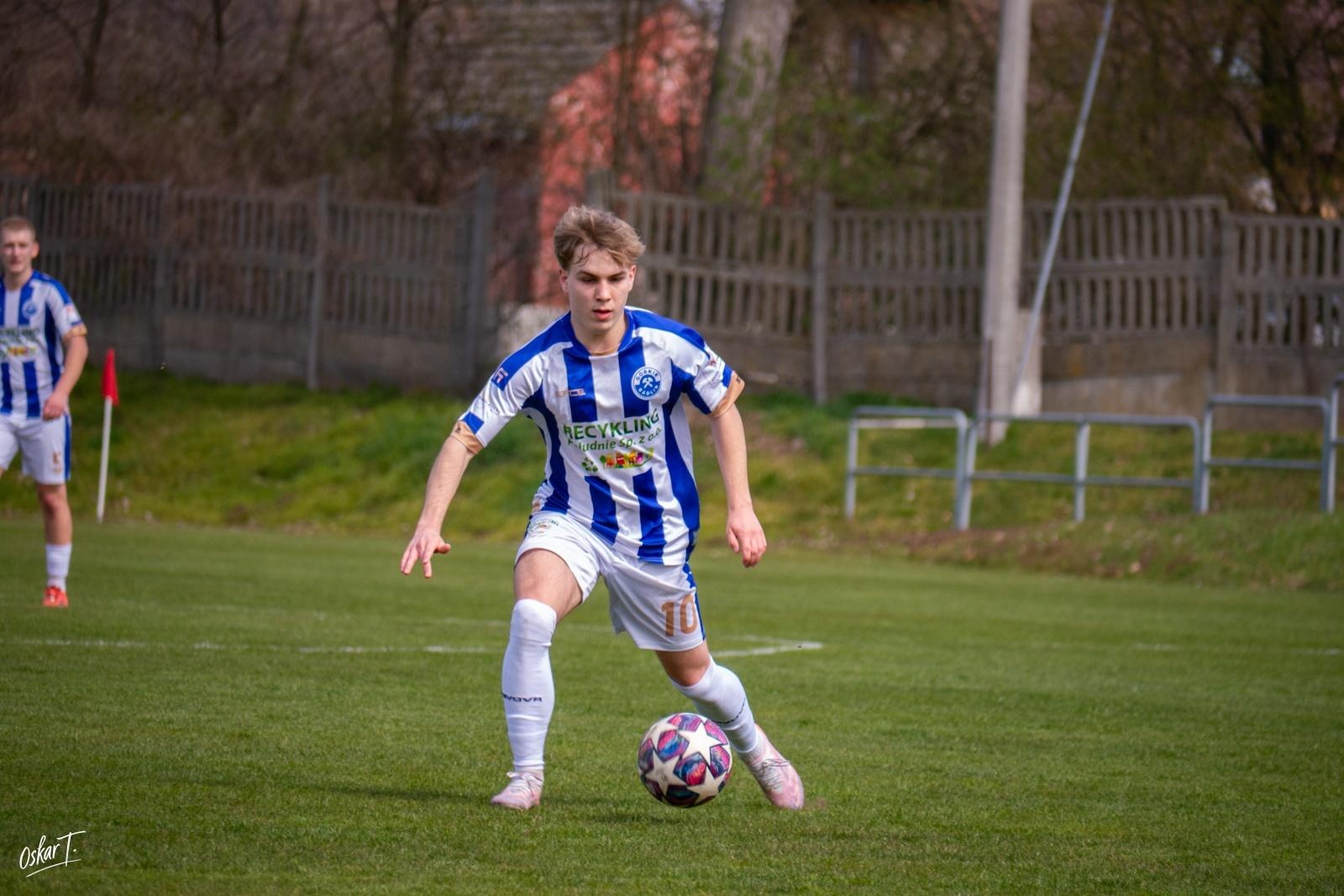 Zdjęcie w galerii na portalu naszraciborz.pl: Od nadziei do rozczarowania. Nędza przegrywa z Górnikiem Radlin [FOTO] wiadomości z regionu