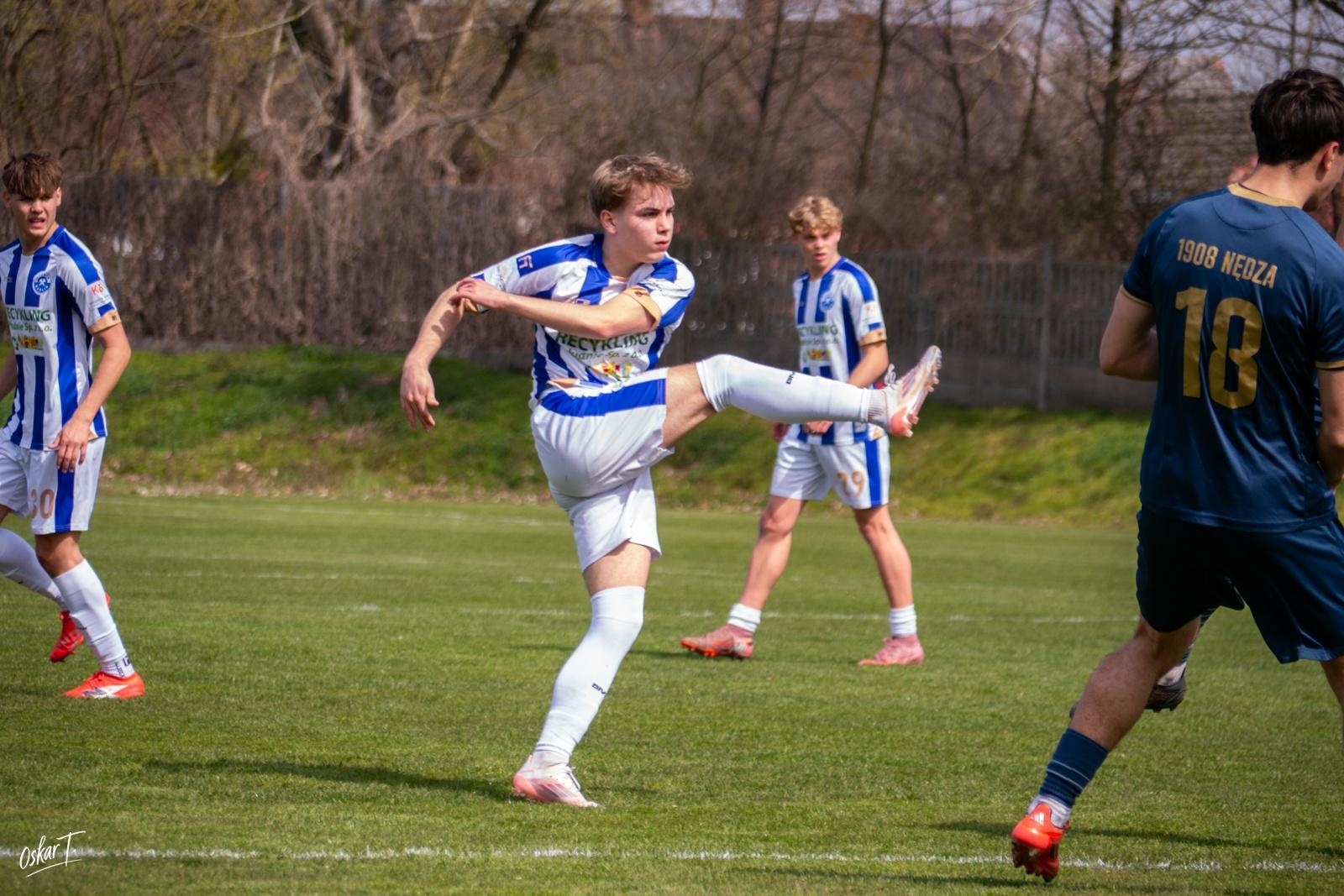 Zdjęcie w galerii na portalu naszraciborz.pl: Od nadziei do rozczarowania. Nędza przegrywa z Górnikiem Radlin [FOTO] wiadomości z regionu