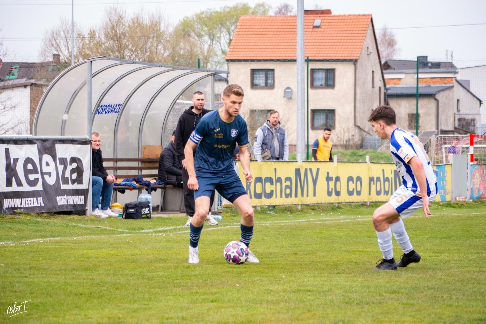 Zdjęcie w galerii na portalu naszraciborz.pl: Od nadziei do rozczarowania. Nędza przegrywa z Górnikiem Radlin [FOTO] wiadomości z regionu