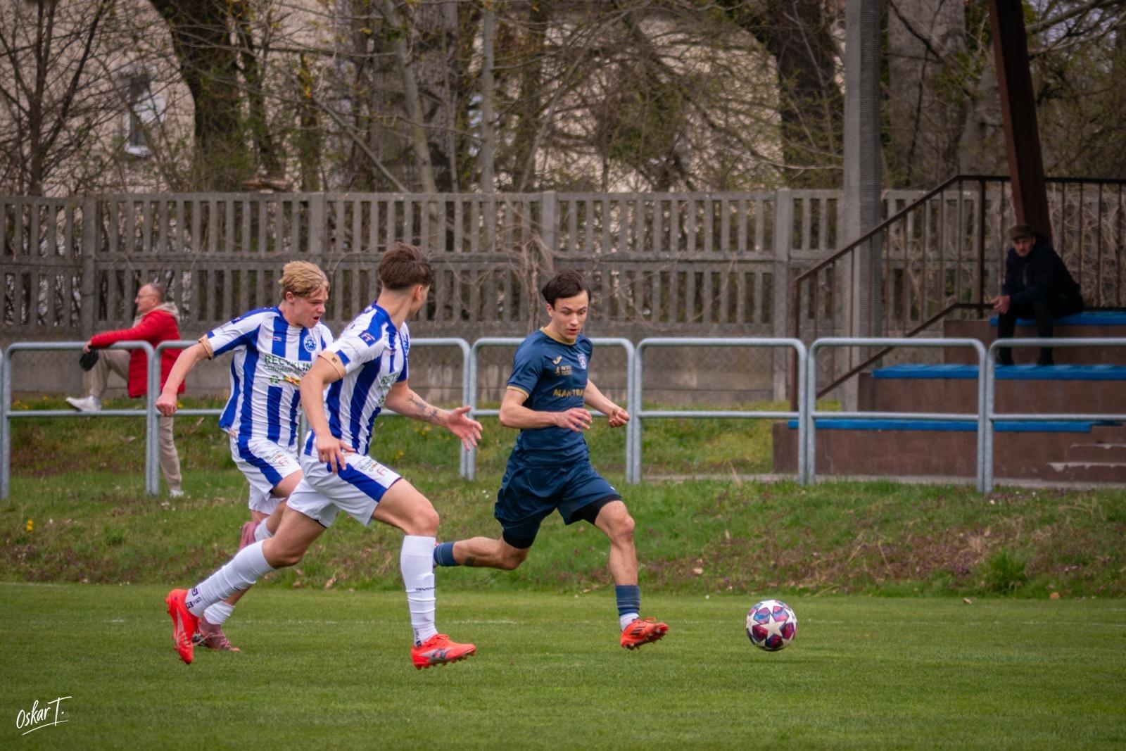 Zdjęcie w galerii na portalu naszraciborz.pl: Od nadziei do rozczarowania. Nędza przegrywa z Górnikiem Radlin [FOTO] wiadomości z regionu