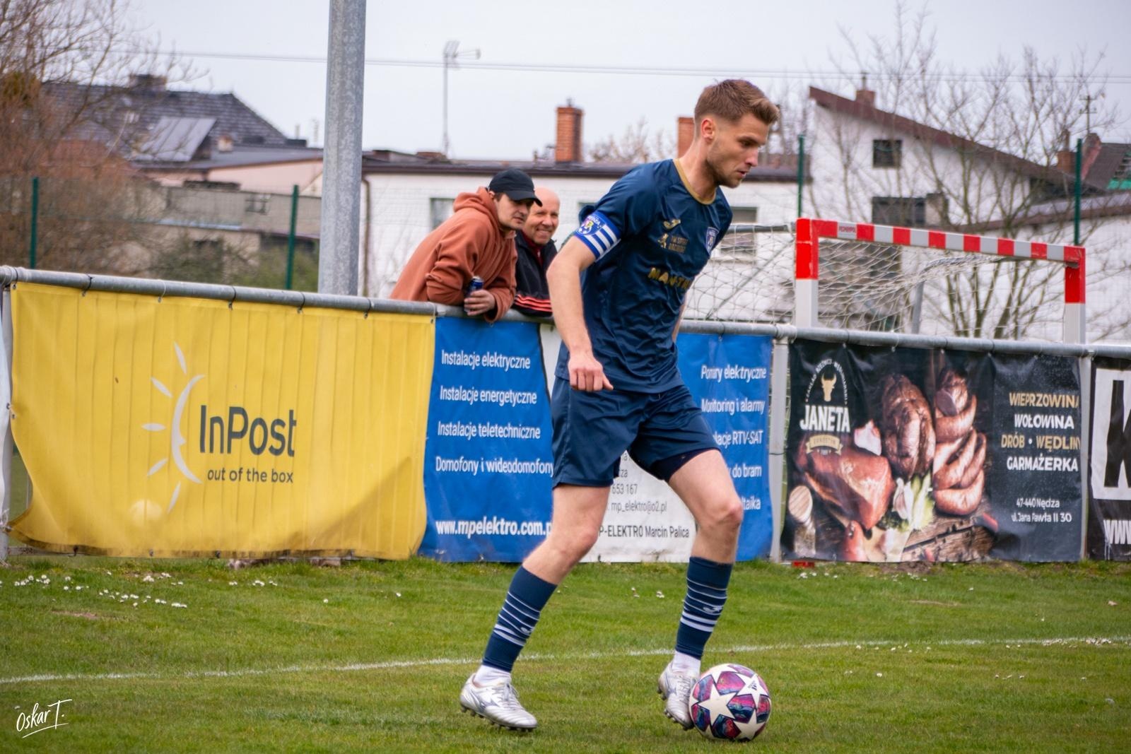 Zdjęcie w galerii na portalu naszraciborz.pl: Od nadziei do rozczarowania. Nędza przegrywa z Górnikiem Radlin [FOTO] wiadomości z regionu