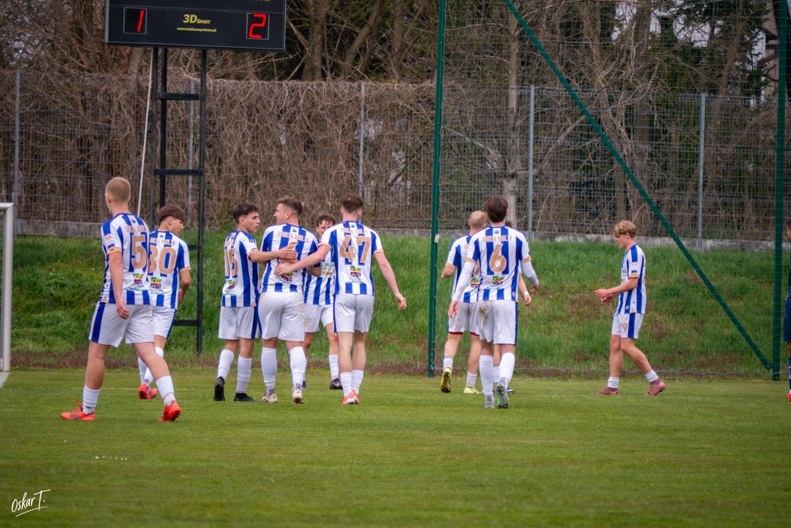 Zdjęcie w galerii na portalu naszraciborz.pl: Od nadziei do rozczarowania. Nędza przegrywa z Górnikiem Radlin [FOTO] wiadomości z regionu