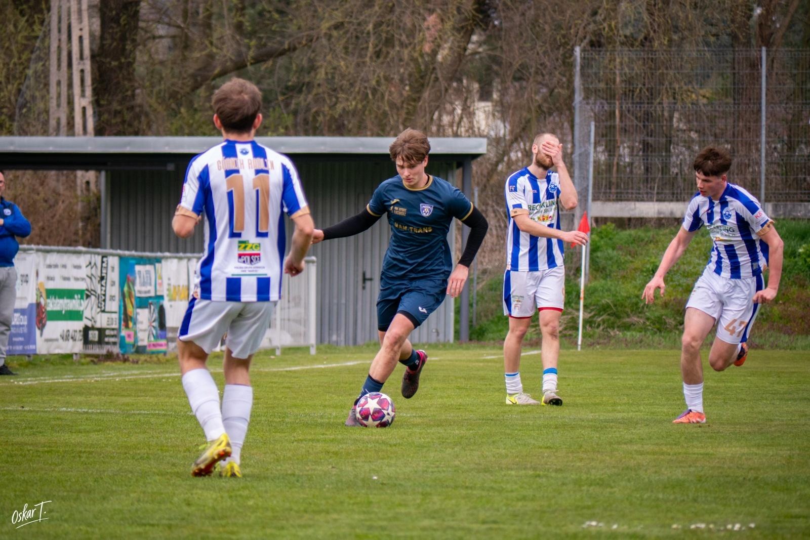 Zdjęcie w galerii na portalu naszraciborz.pl: Od nadziei do rozczarowania. Nędza przegrywa z Górnikiem Radlin [FOTO] wiadomości z regionu