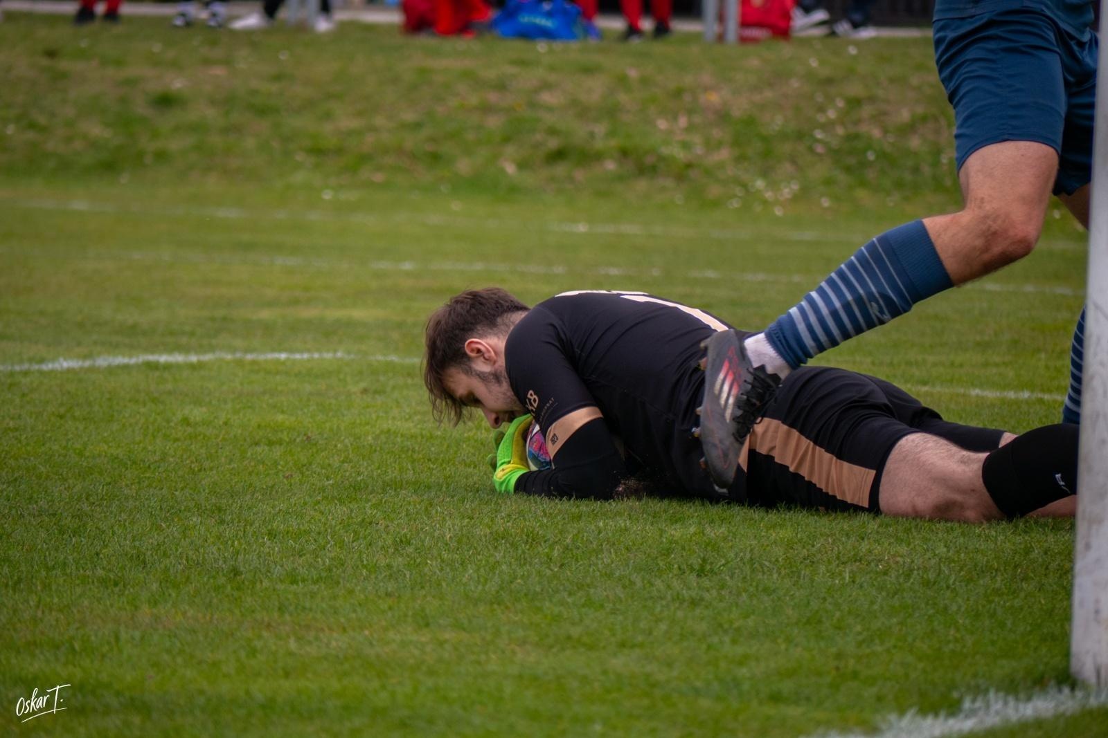 Zdjęcie w galerii na portalu naszraciborz.pl: Od nadziei do rozczarowania. Nędza przegrywa z Górnikiem Radlin [FOTO] wiadomości z regionu