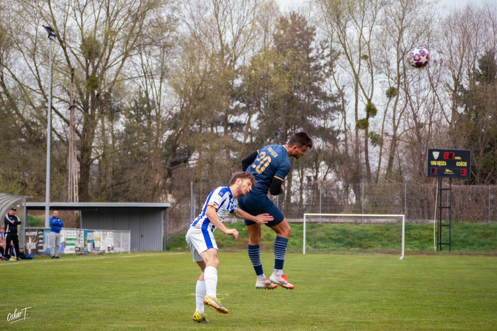 Zdjęcie w galerii na portalu naszraciborz.pl: Od nadziei do rozczarowania. Nędza przegrywa z Górnikiem Radlin [FOTO] wiadomości z regionu