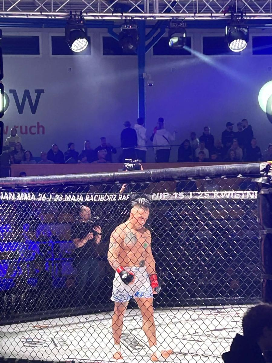 Zdjęcie w galerii na portalu naszraciborz.pl: MMA. Raciborzanie na galach w Chorzowie i Krakowie wiadomości z regionu