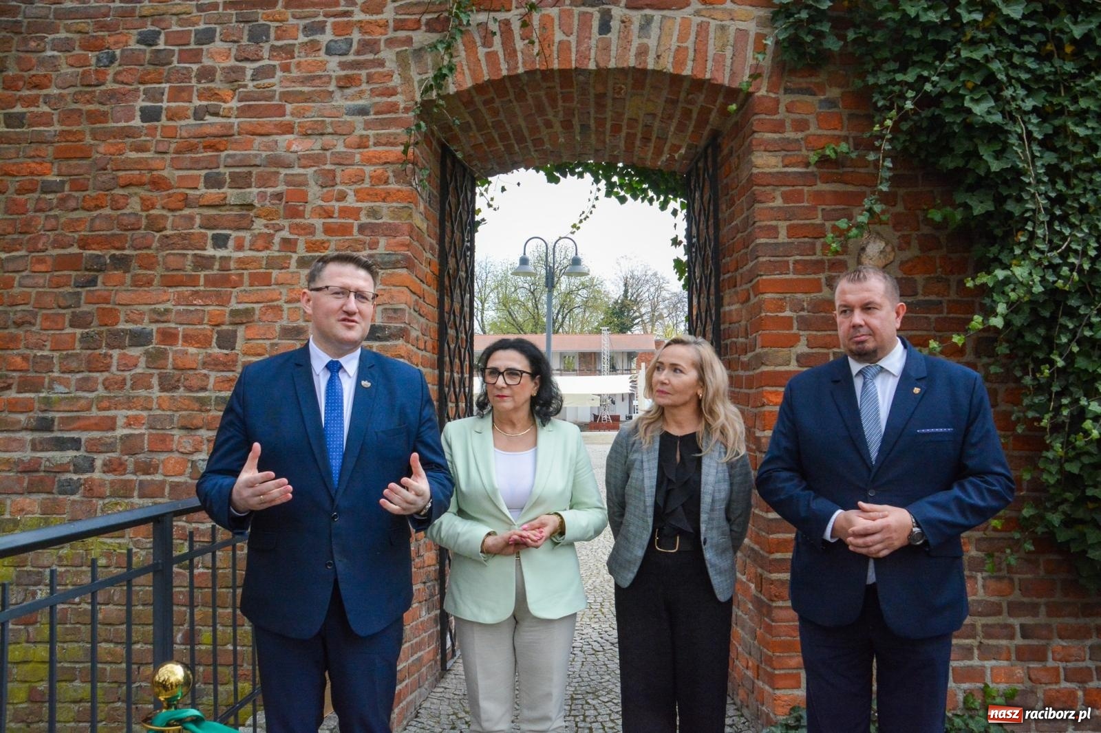 Zdjęcie w galerii na portalu naszraciborz.pl: Odrarium przy Zamku Piastowskim już otwarte. Nowa przestrzeń edukacji przyrodniczej nad Odrą [FOTO i WIDEO] wiadomości z regionu