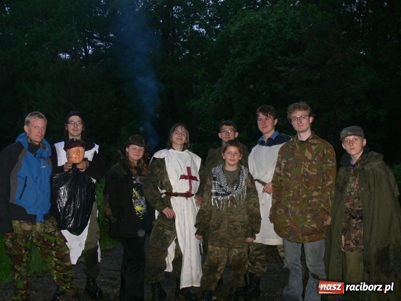 Zdjęcie w galerii na portalu naszraciborz.pl: Biwak w szymocickim lesie wiadomości z regionu