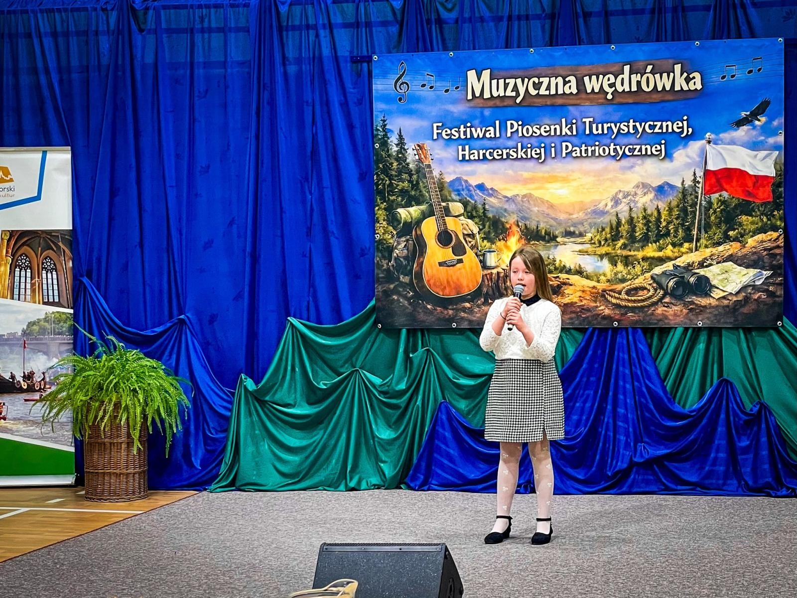 Zdjęcie w galerii na portalu naszraciborz.pl: Muzyczna wędrówka w Krzanowicach. Za nami siódma edycja festiwalu piosenki wiadomości z regionu