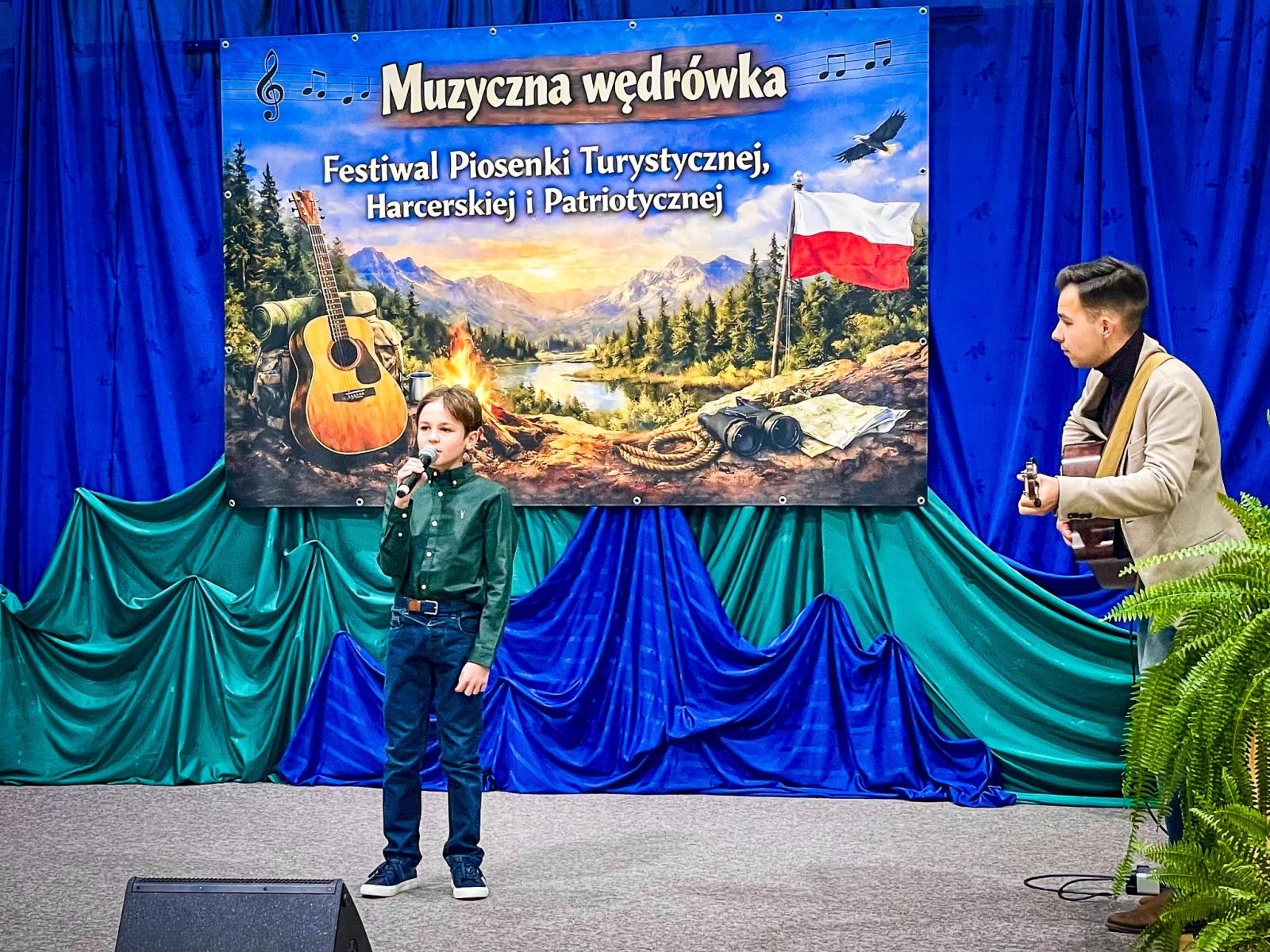 Zdjęcie w galerii na portalu naszraciborz.pl: Muzyczna wędrówka w Krzanowicach. Za nami siódma edycja festiwalu piosenki wiadomości z regionu