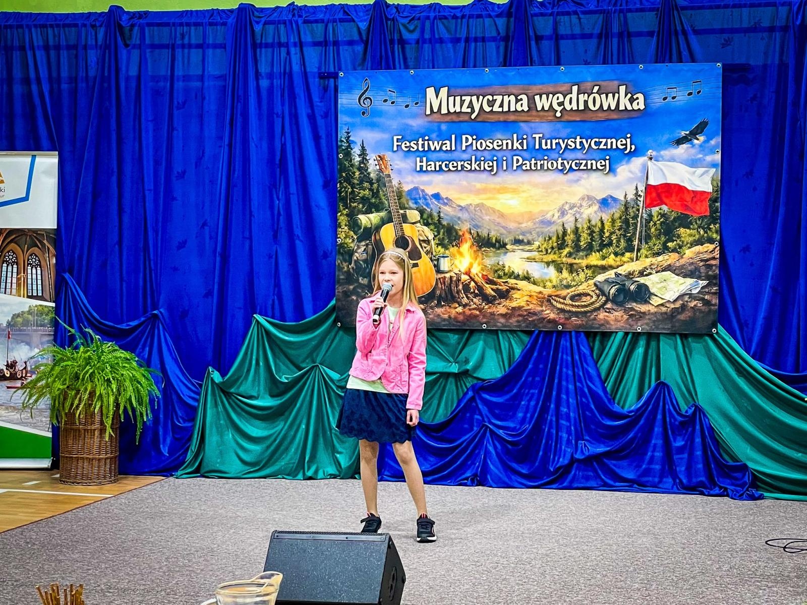 Zdjęcie w galerii na portalu naszraciborz.pl: Muzyczna wędrówka w Krzanowicach. Za nami siódma edycja festiwalu piosenki wiadomości z regionu