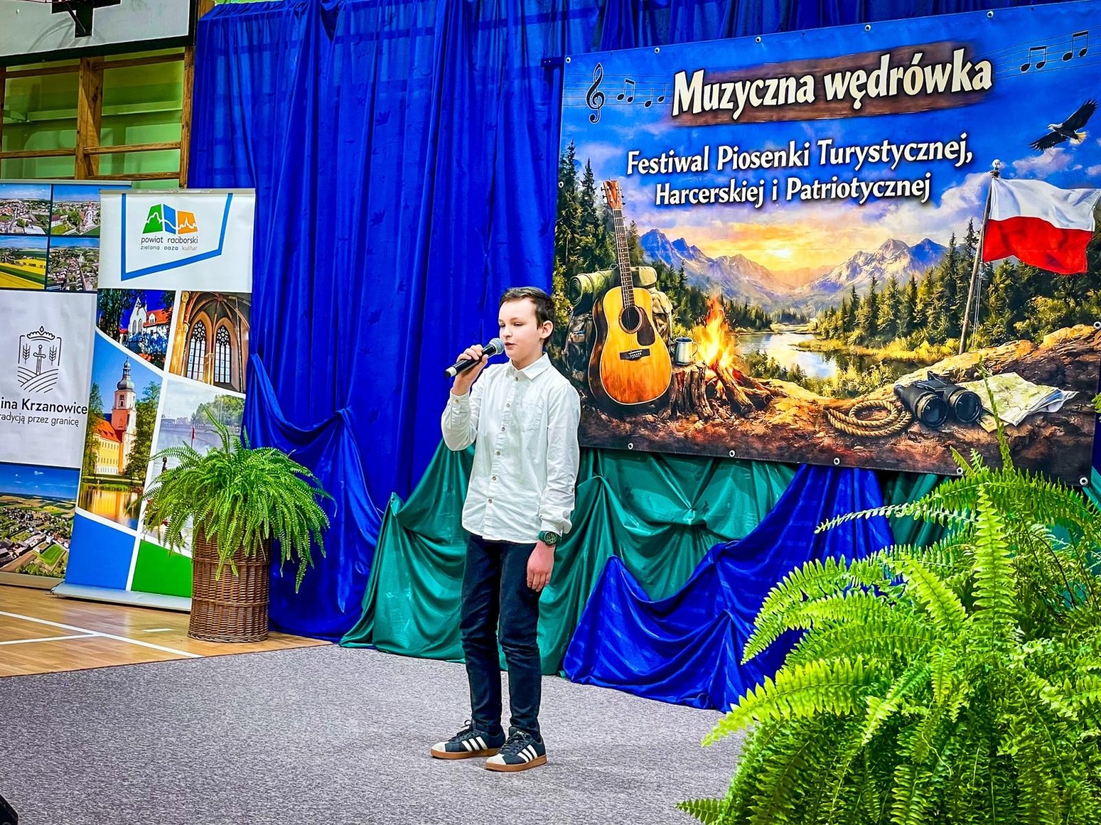 Zdjęcie w galerii na portalu naszraciborz.pl: Muzyczna wędrówka w Krzanowicach. Za nami siódma edycja festiwalu piosenki wiadomości z regionu