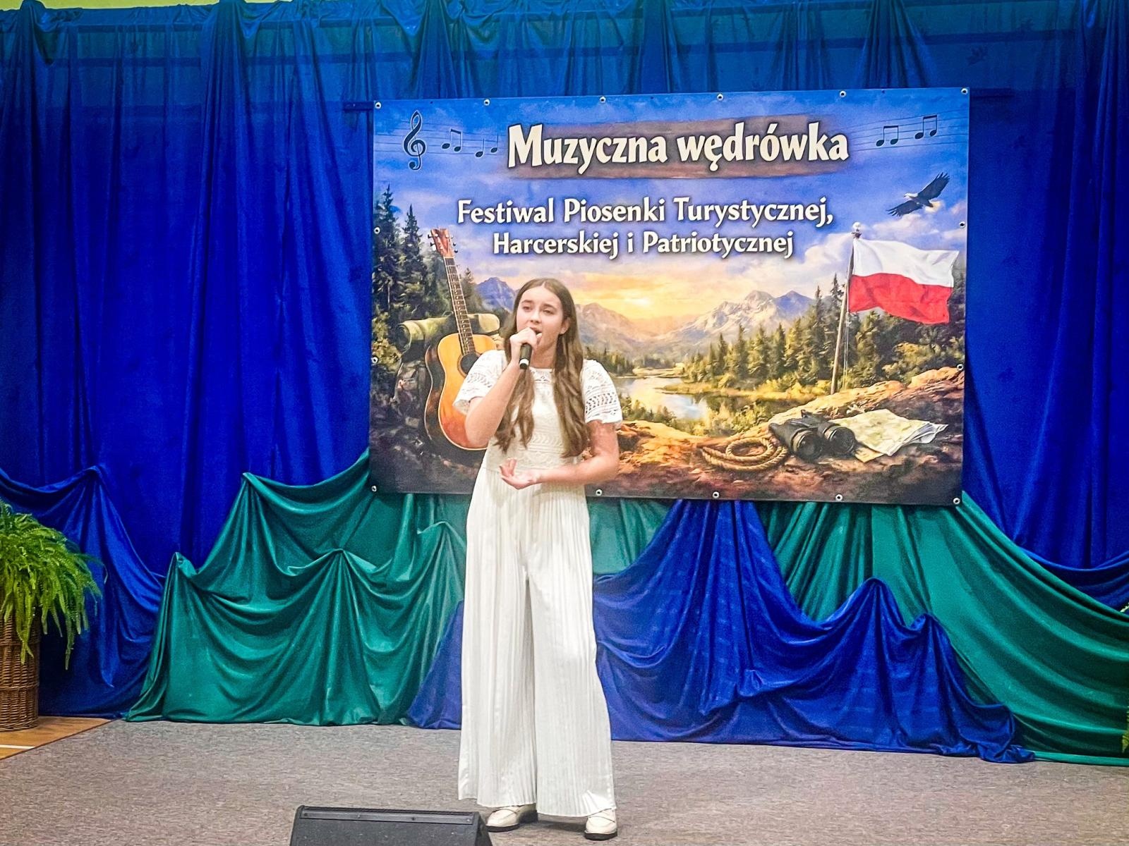 Zdjęcie w galerii na portalu naszraciborz.pl: Muzyczna wędrówka w Krzanowicach. Za nami siódma edycja festiwalu piosenki wiadomości z regionu