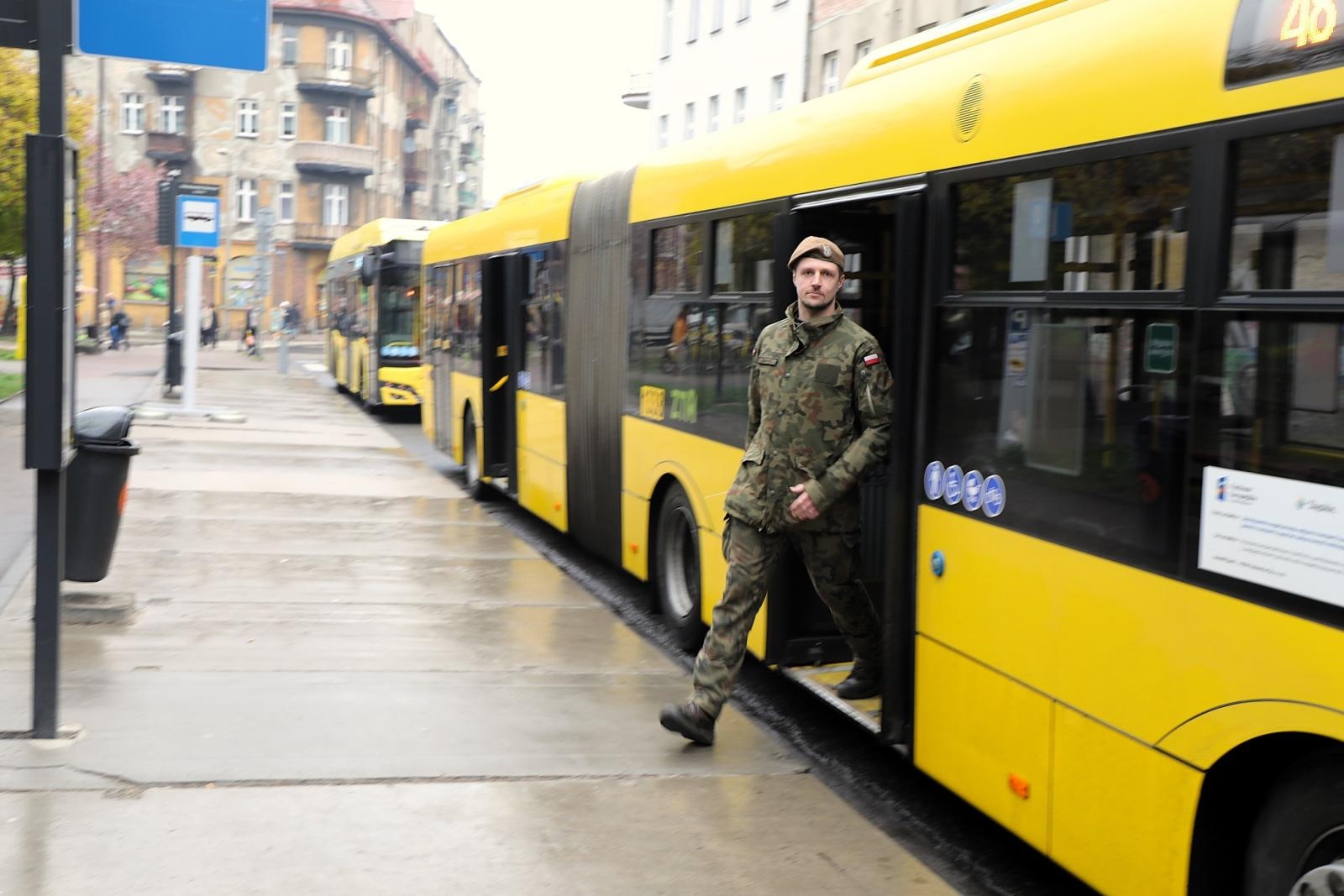 Zdjęcie w galerii na portalu naszraciborz.pl: 15 kwietnia – Dzień Dumy z Munduru w 13 Śląskiej Brygadzie Obrony Terytorialnej wiadomości z regionu