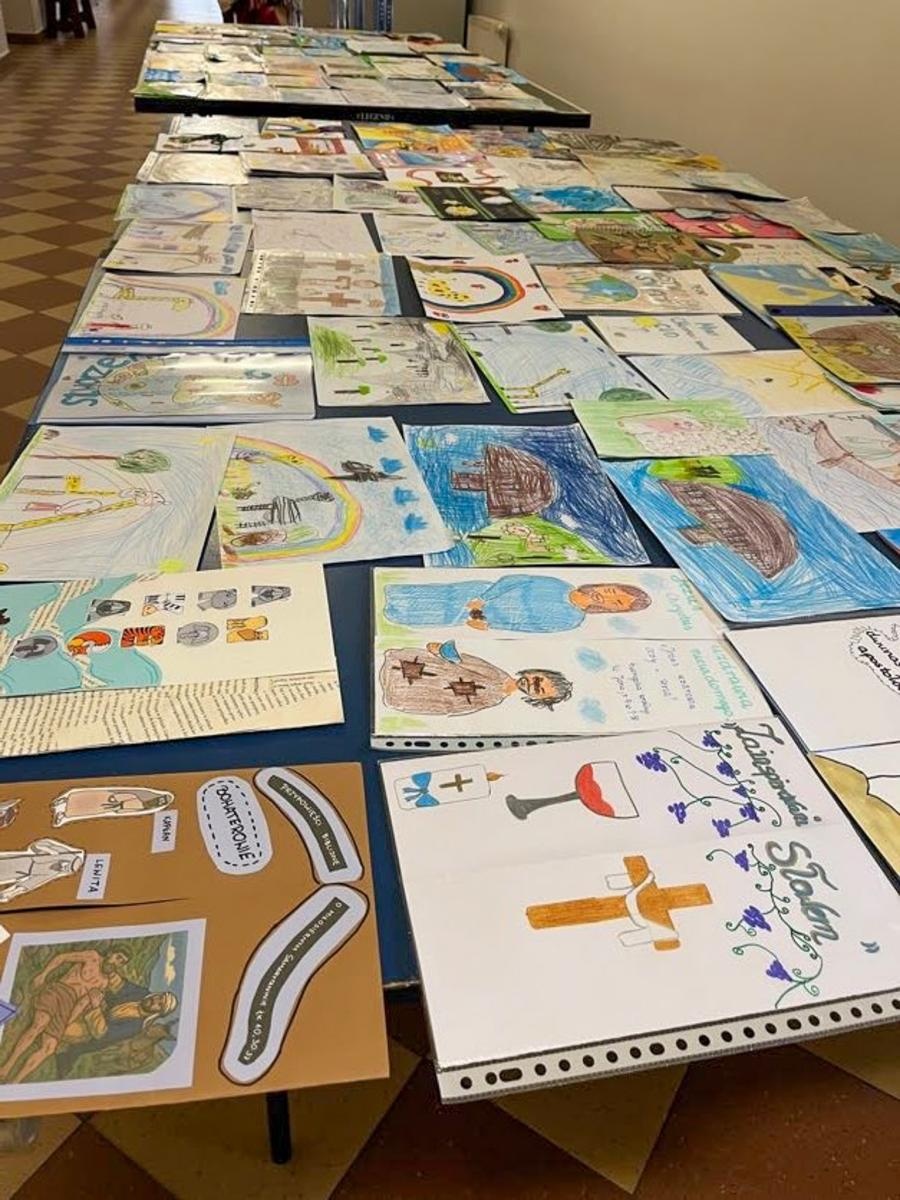 Zdjęcie w galerii na portalu naszraciborz.pl: XVI Wojewódzki Drużynowy Konkurs Religijny w Rudniku wiadomości z regionu