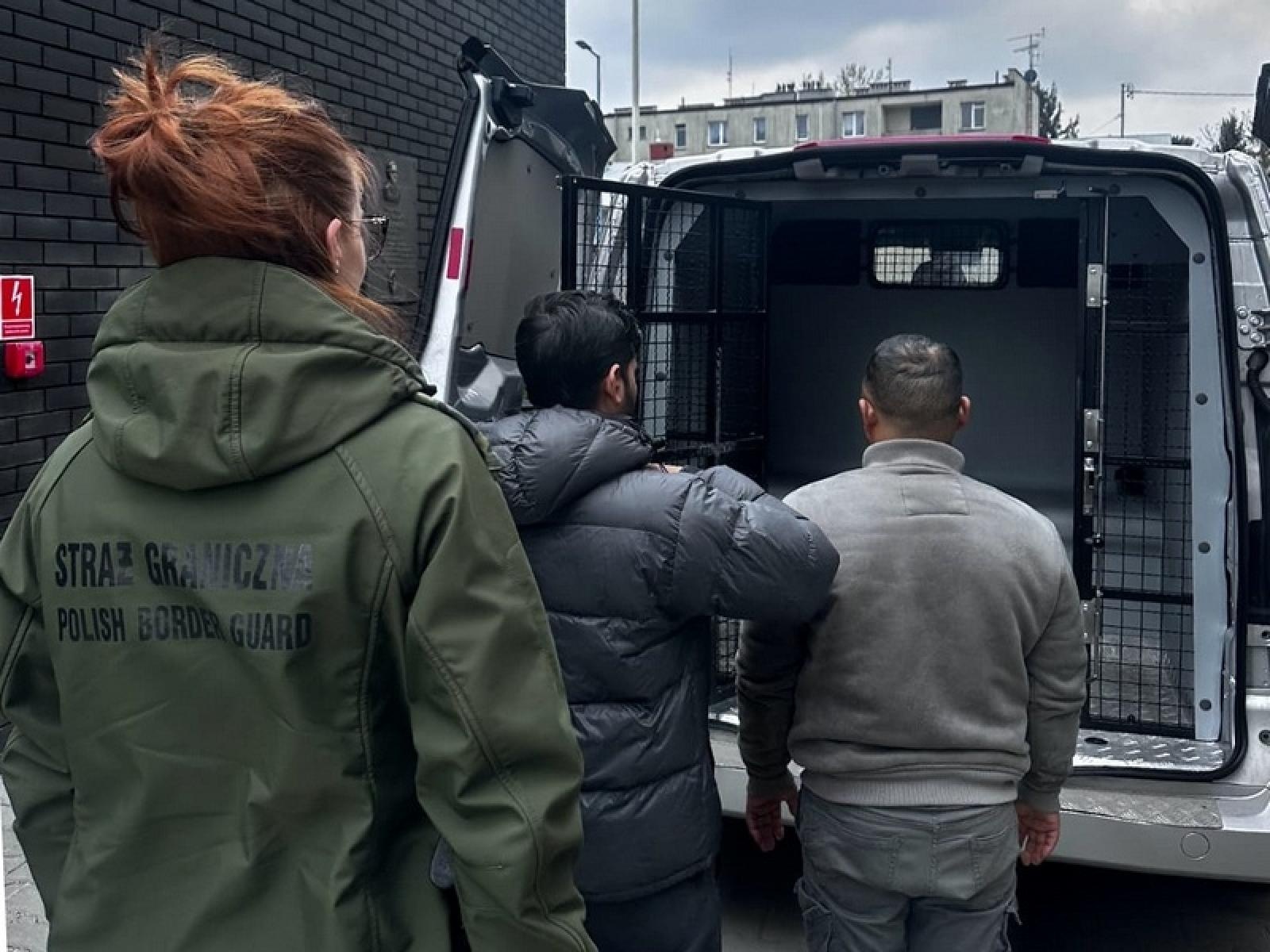 Zdjęcie w galerii na portalu naszraciborz.pl: Brak zgody na nielegalny pobyt i pracę w Polsce wiadomości z regionu