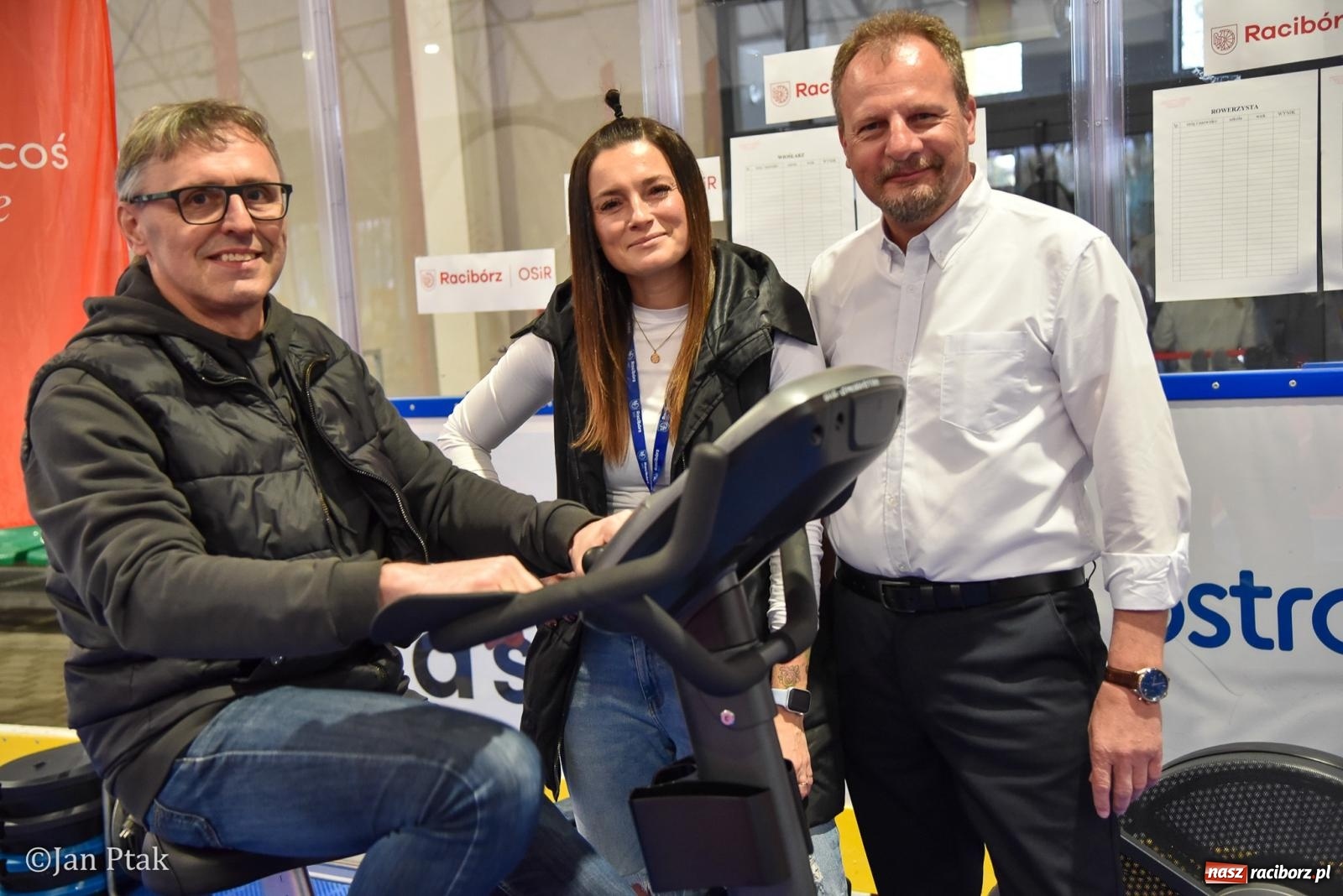 Zdjęcie w galerii na portalu naszraciborz.pl: Lodowisko Piastor zmieniło przeznaczenie. Po ślizgawce czas na gry zespołowe i aktywności ruchowe wiadomości z regionu