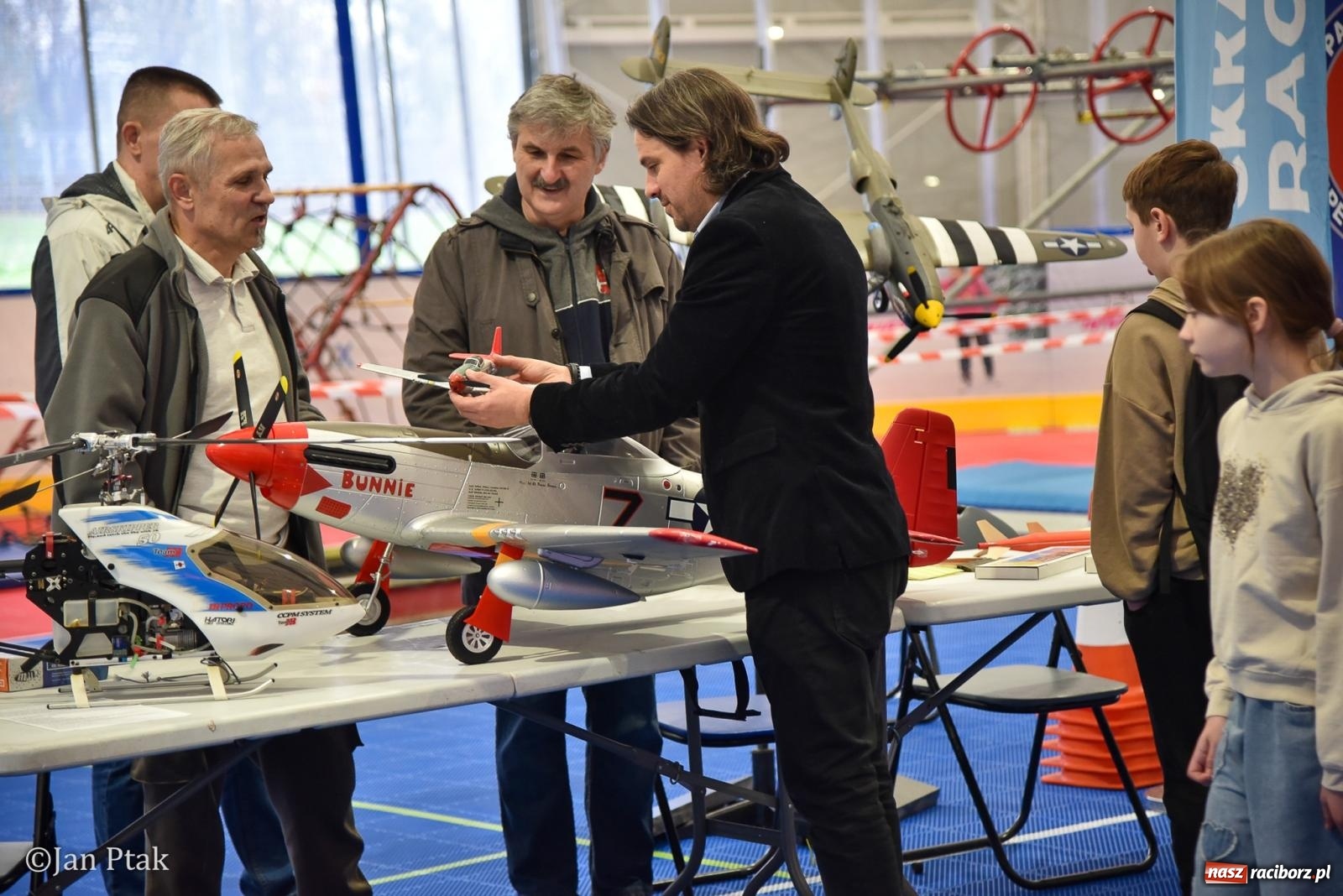 Zdjęcie w galerii na portalu naszraciborz.pl: Lodowisko Piastor zmieniło przeznaczenie. Po ślizgawce czas na gry zespołowe i aktywności ruchowe wiadomości z regionu