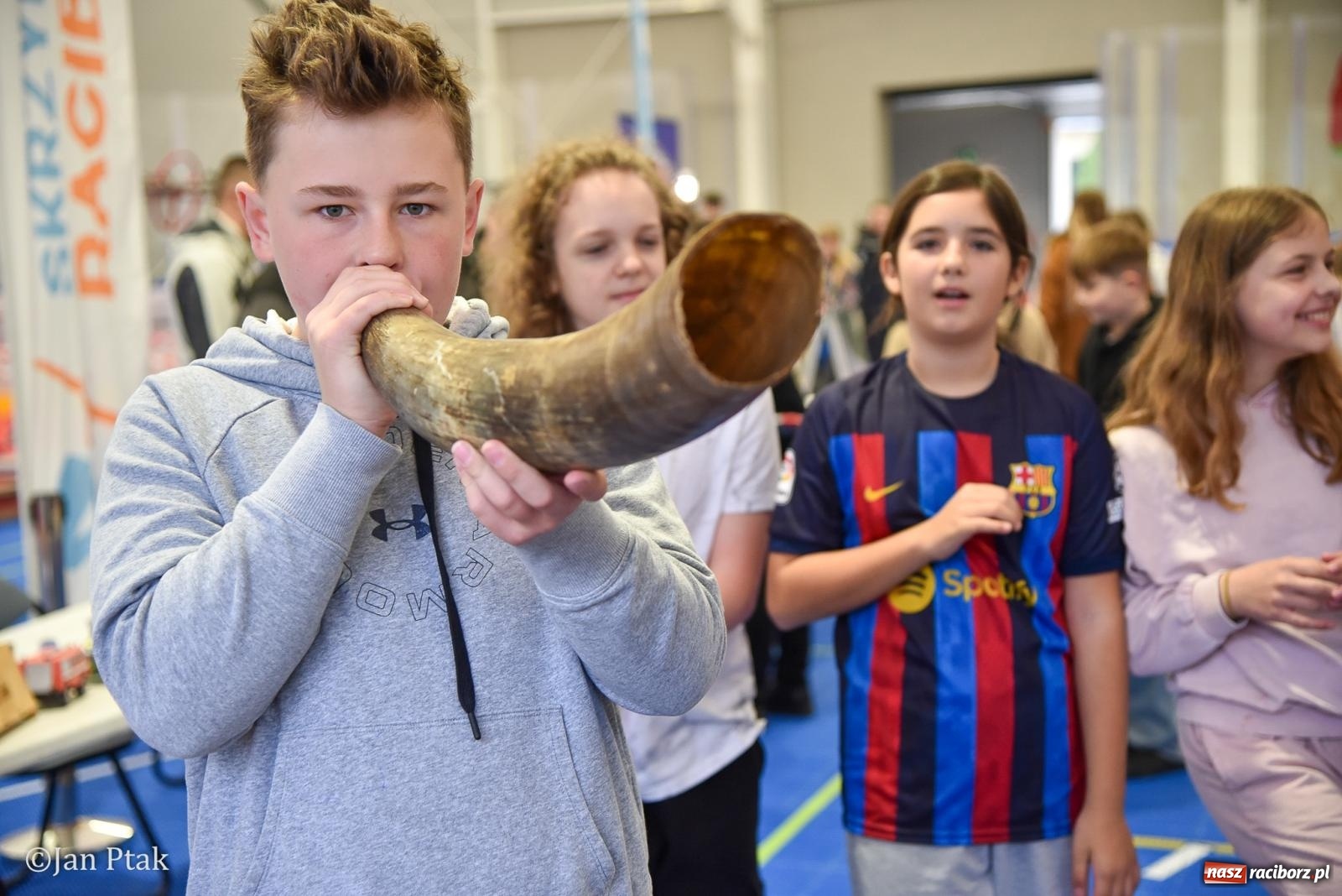 Zdjęcie w galerii na portalu naszraciborz.pl: Lodowisko Piastor zmieniło przeznaczenie. Po ślizgawce czas na gry zespołowe i aktywności ruchowe wiadomości z regionu